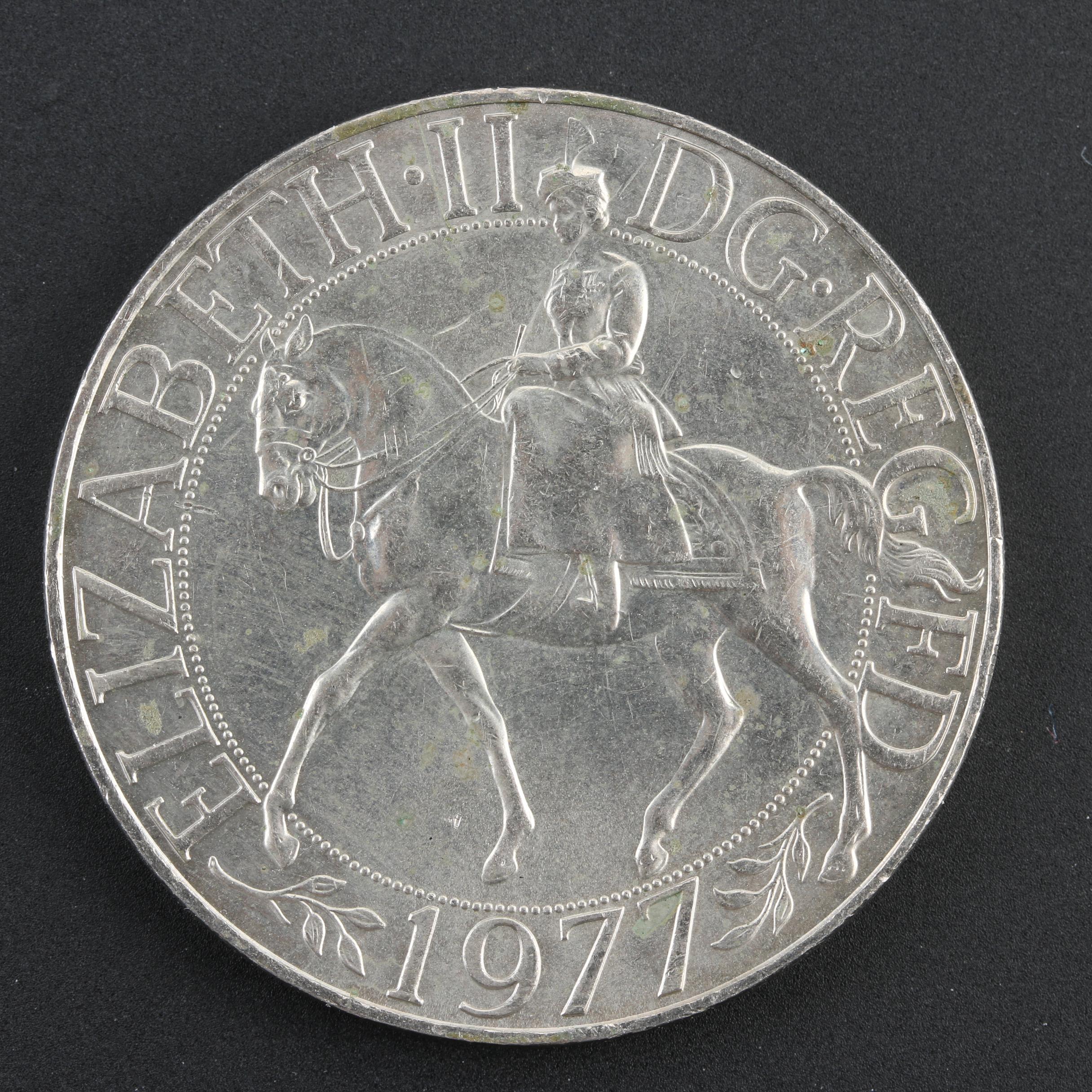 1977 Great Britain Silver Jubilee Commemorative Crown Coin