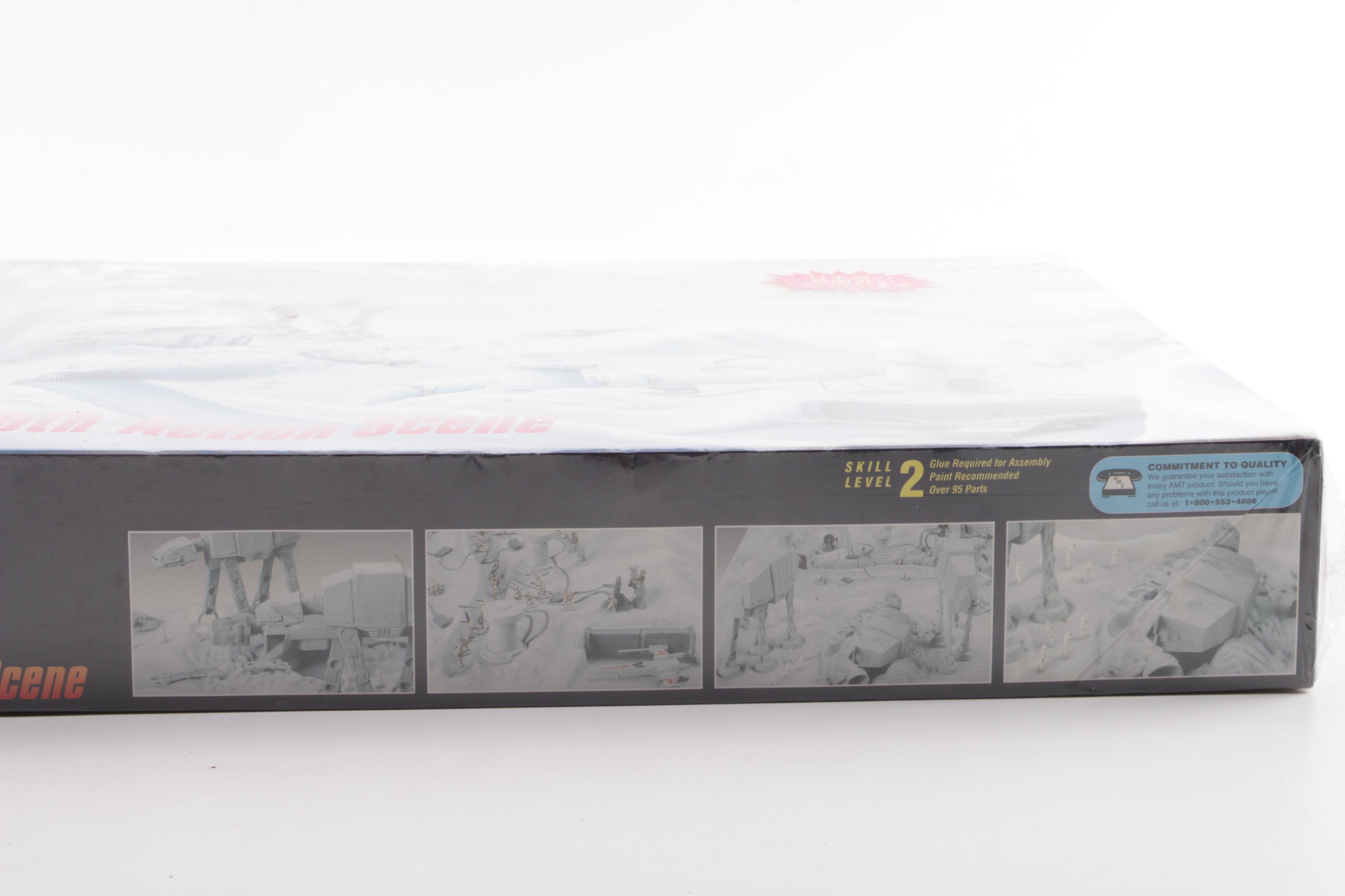 1990s AMT Ertl "Star Wars" Battle of Hoth Action Scene Model Kit