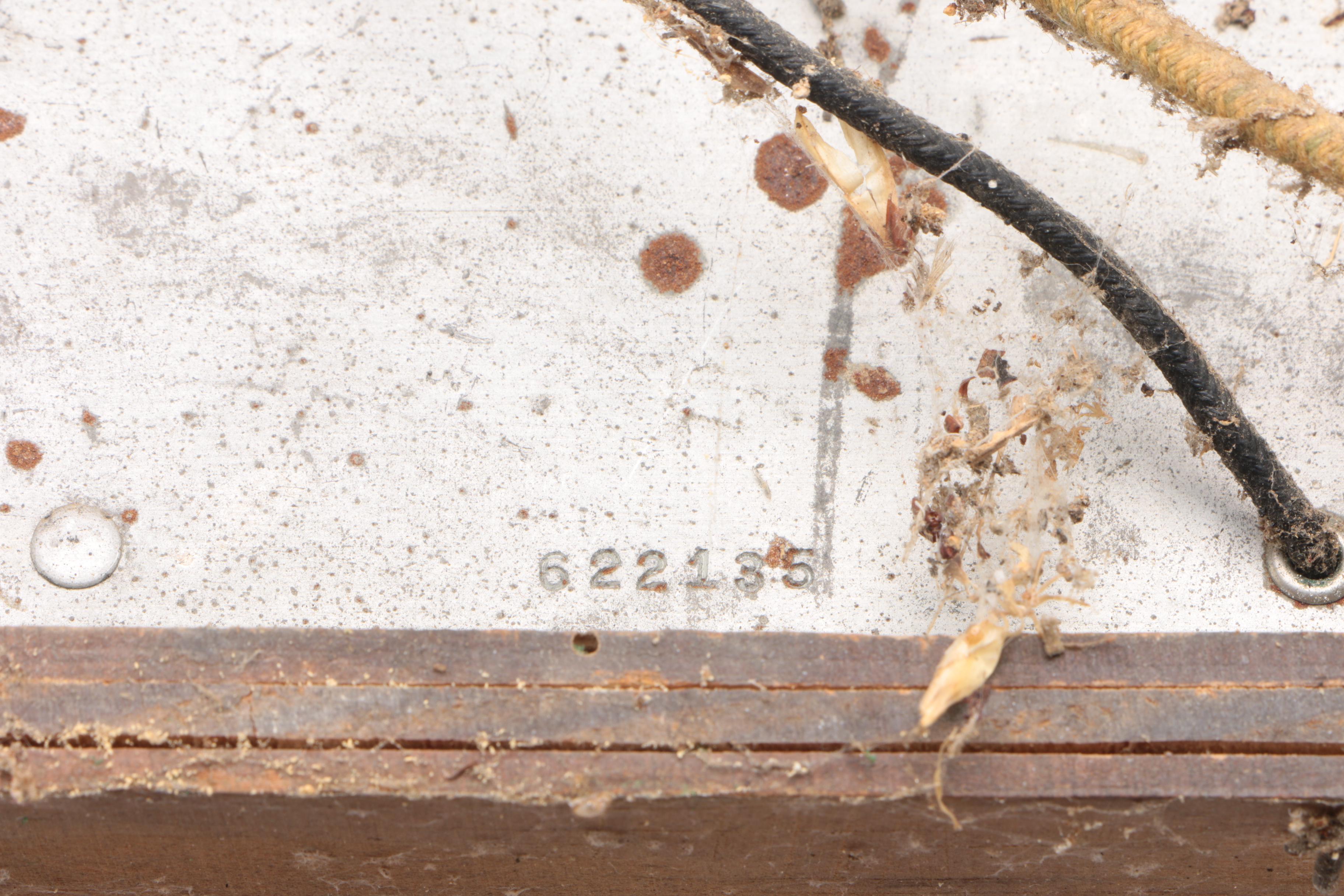 Vintage Goldentone Superheterodyne Tabletop Tube Radio