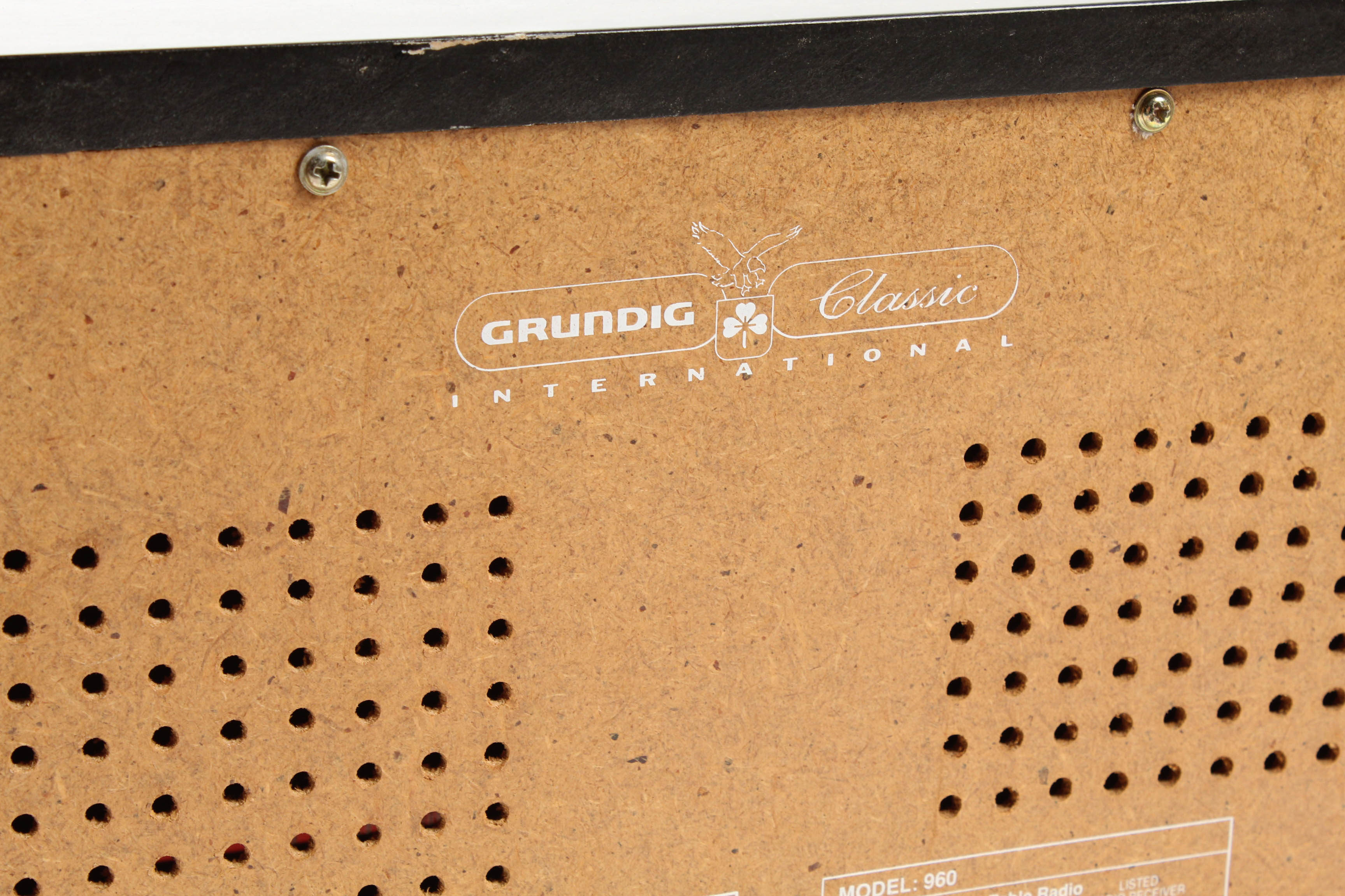 Grundig Model 960 Tabletop Radio