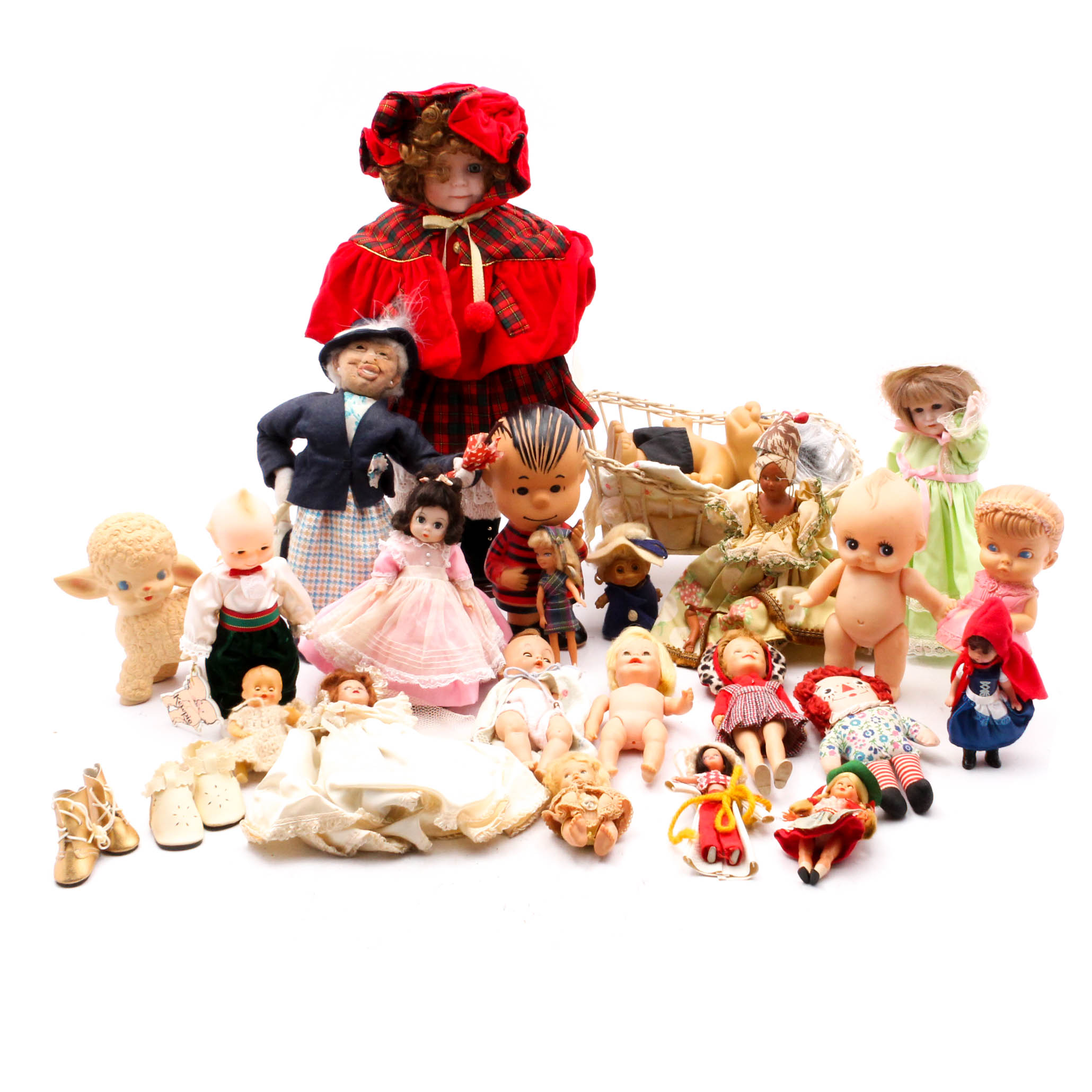 Vintage Doll Collection Featuring Alexander, United Features Syndicate, Russ