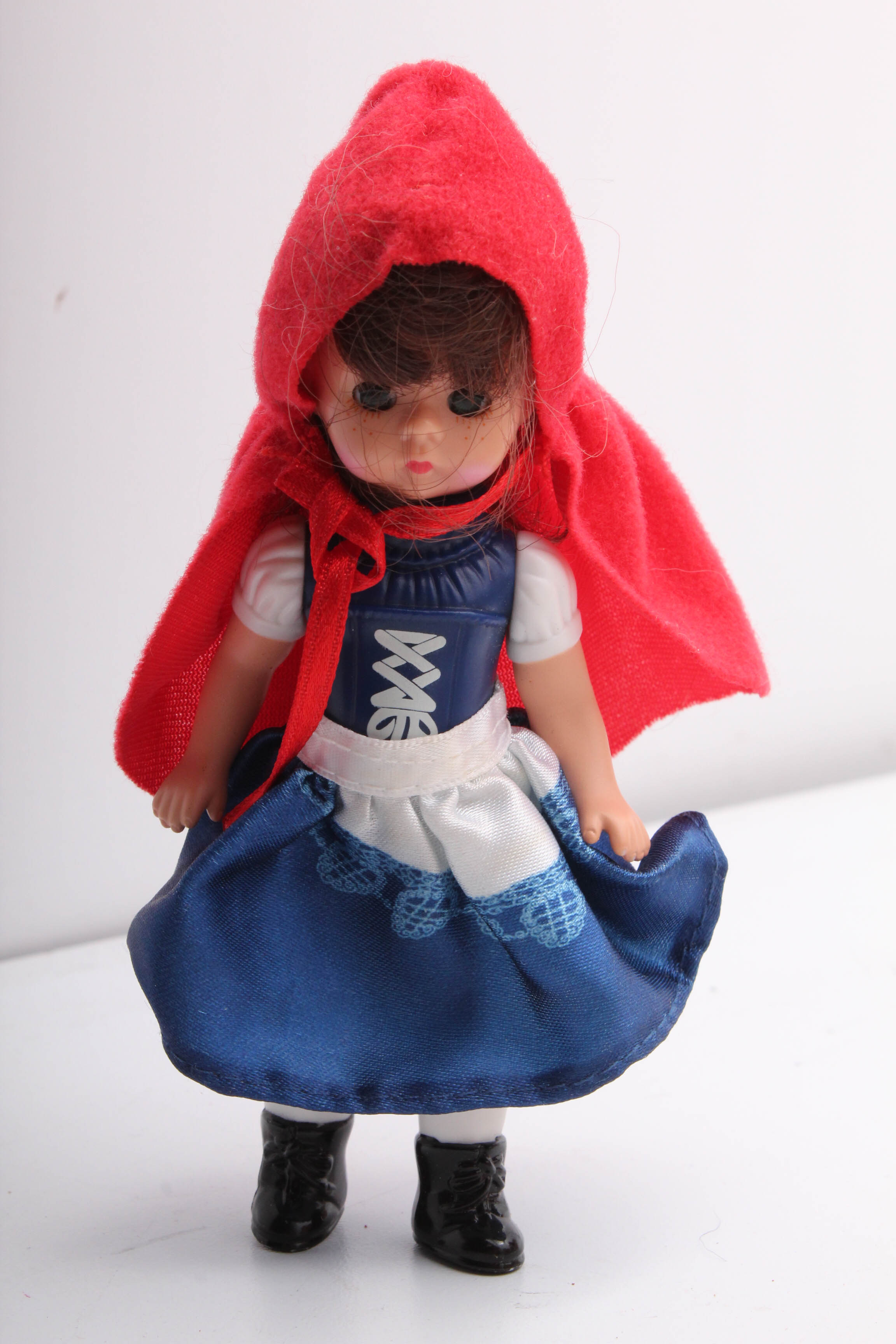 Vintage Doll Collection Featuring Alexander, United Features Syndicate, Russ