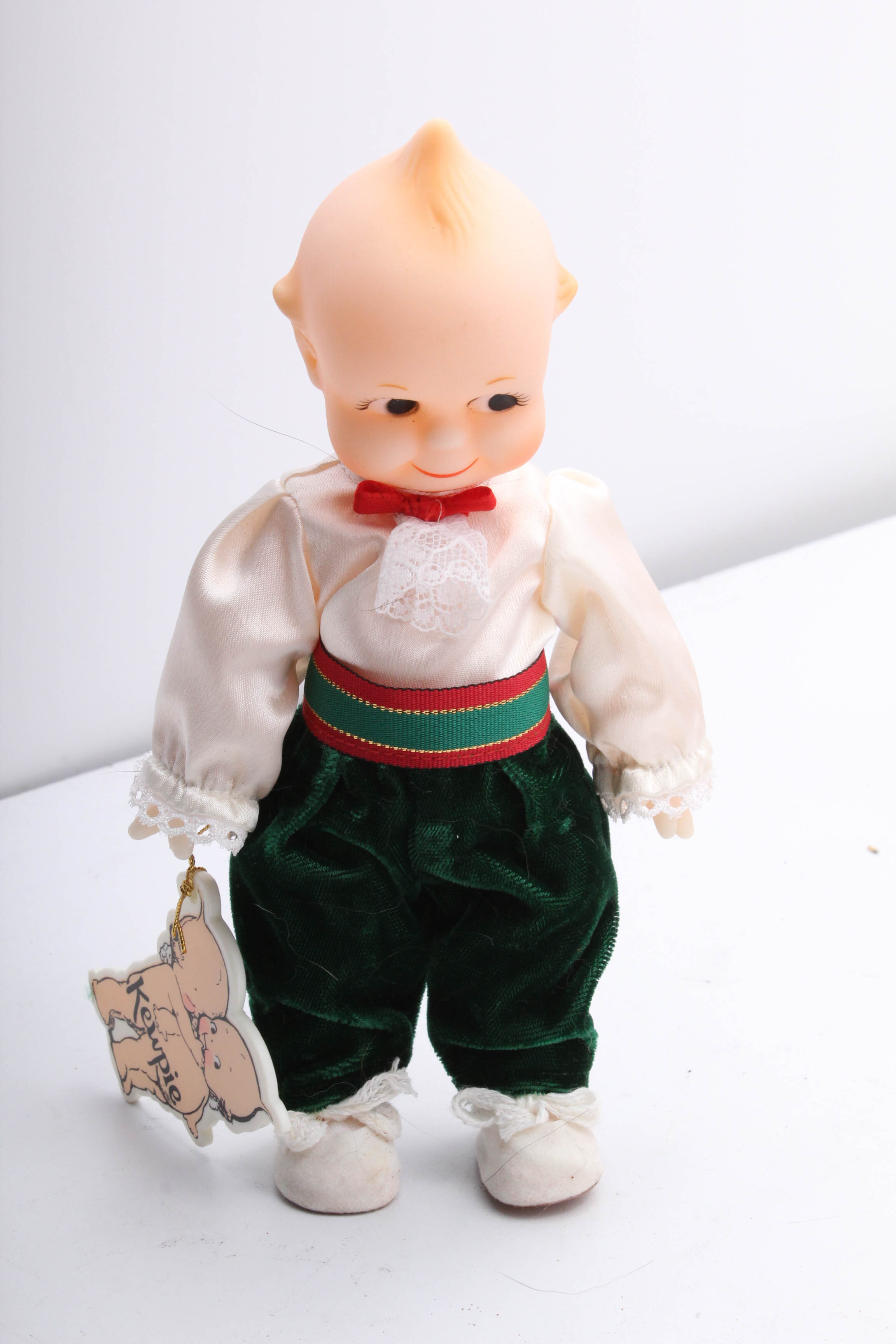 Vintage Doll Collection Featuring Alexander, United Features Syndicate, Russ