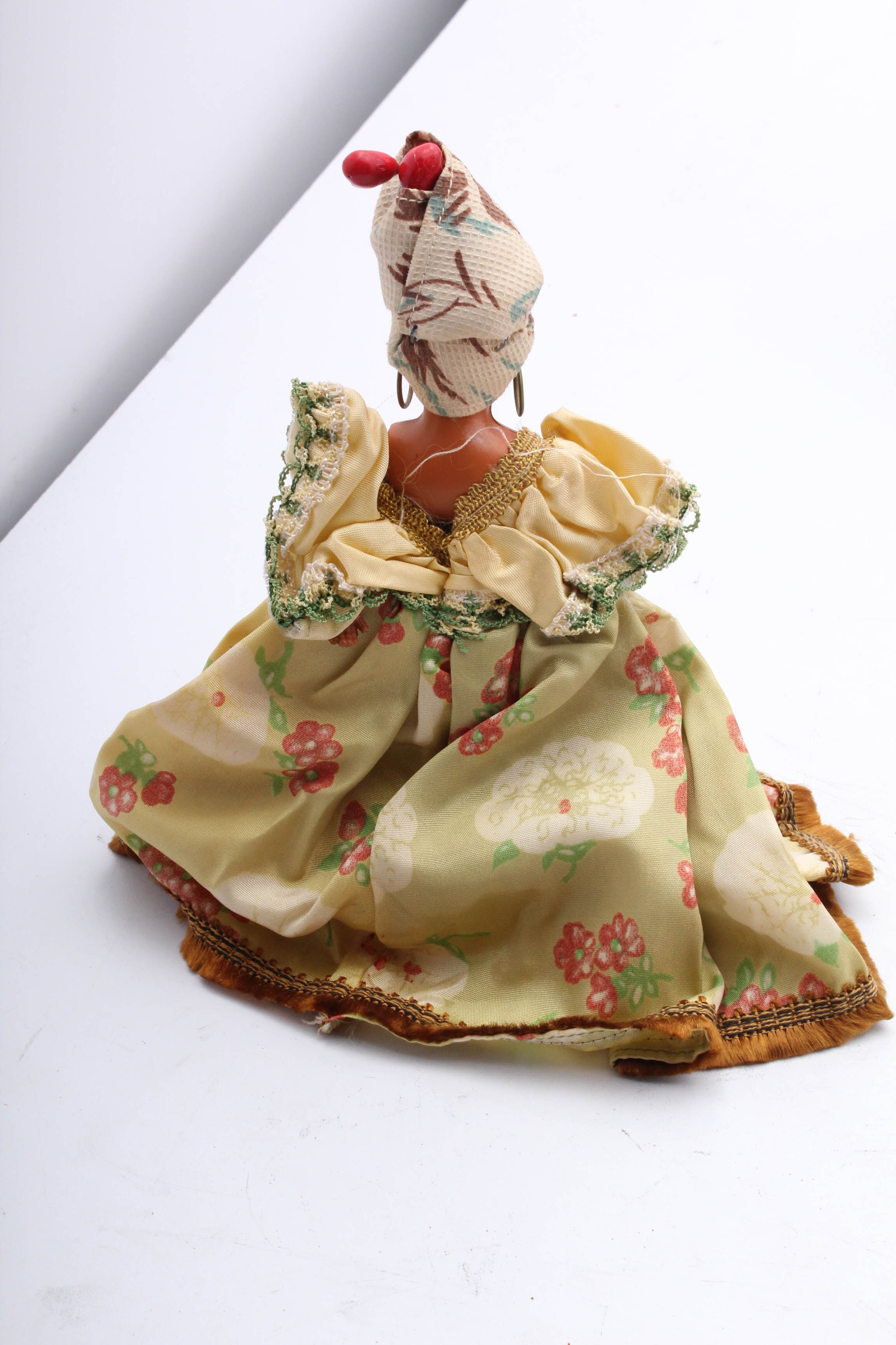 Vintage Doll Collection Featuring Alexander, United Features Syndicate, Russ