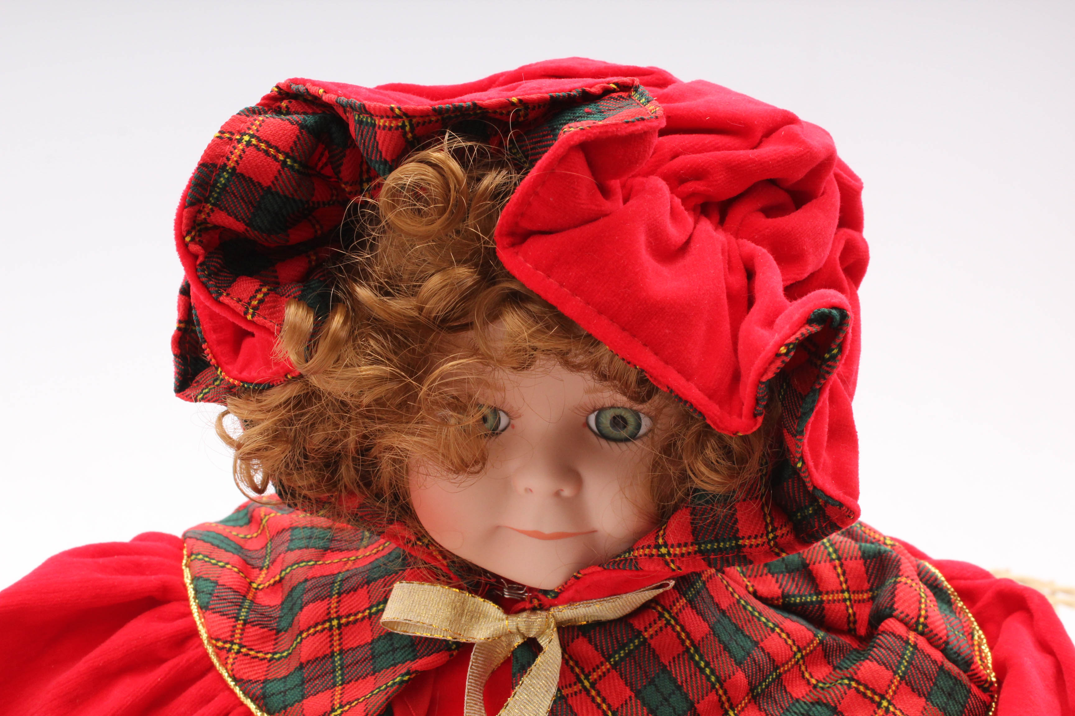 Vintage Doll Collection Featuring Alexander, United Features Syndicate, Russ