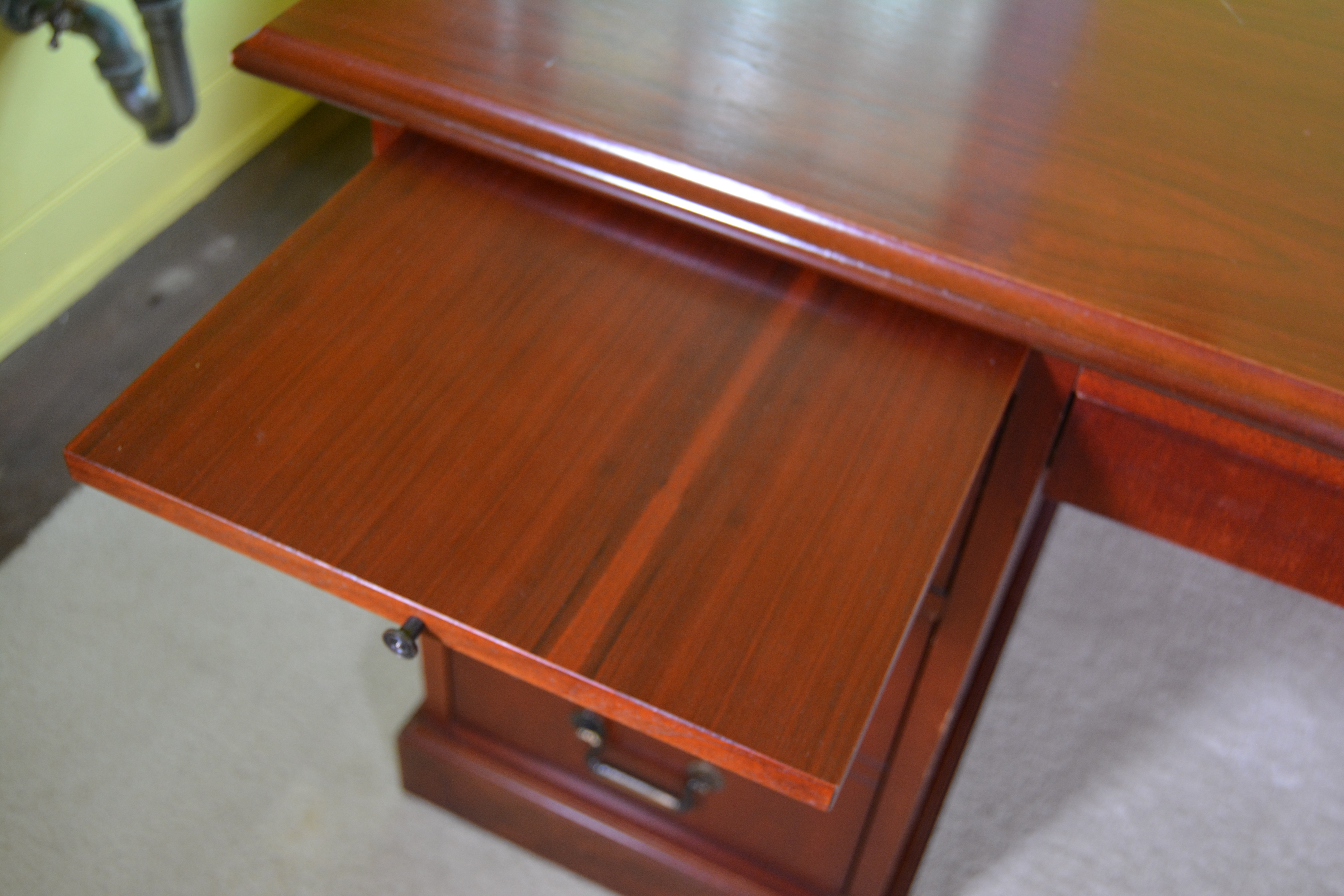 Federal Style Mahogany Finish Executive Desk by Carrico, 20th Century