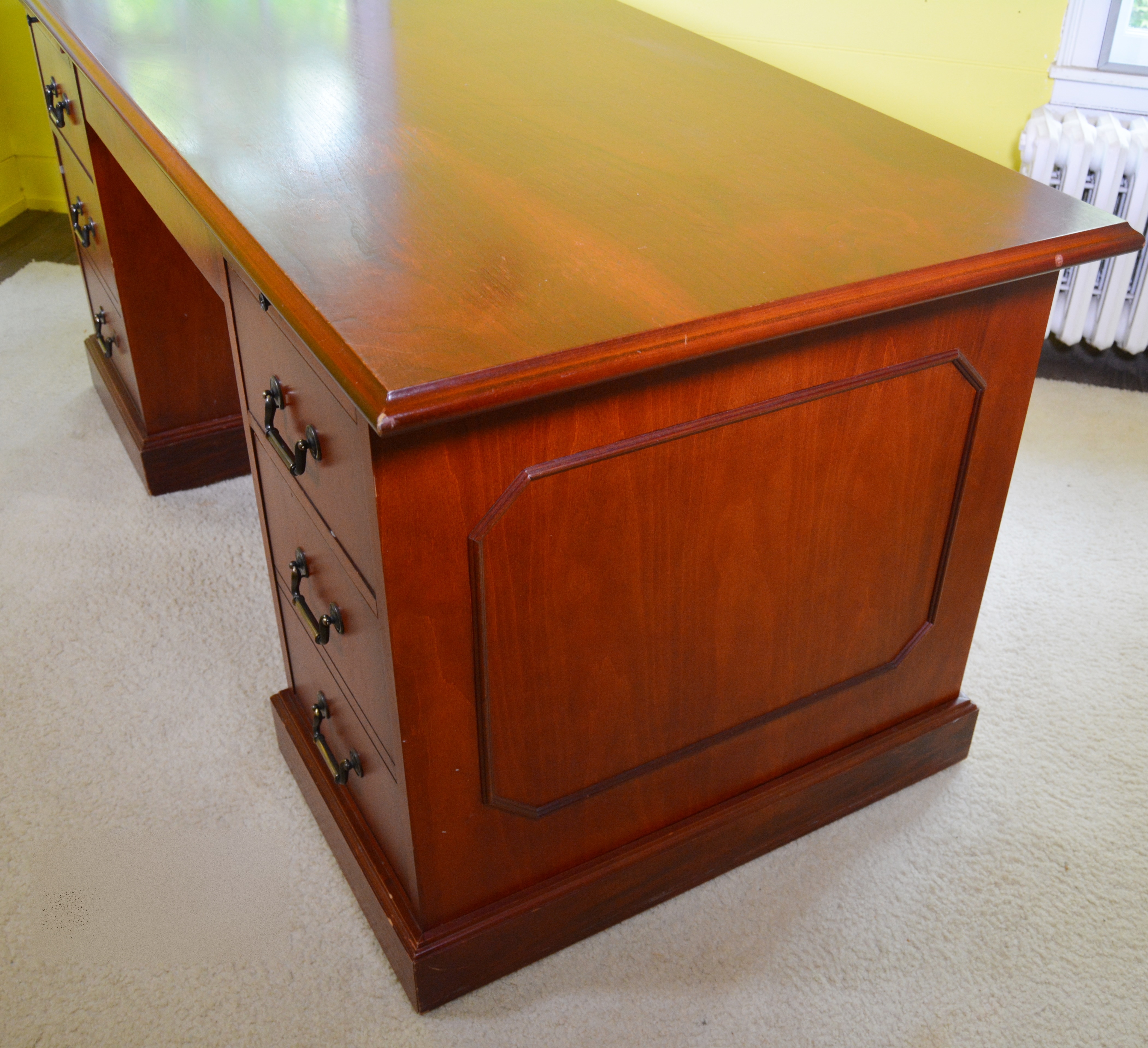 Federal Style Mahogany Finish Executive Desk by Carrico, 20th Century