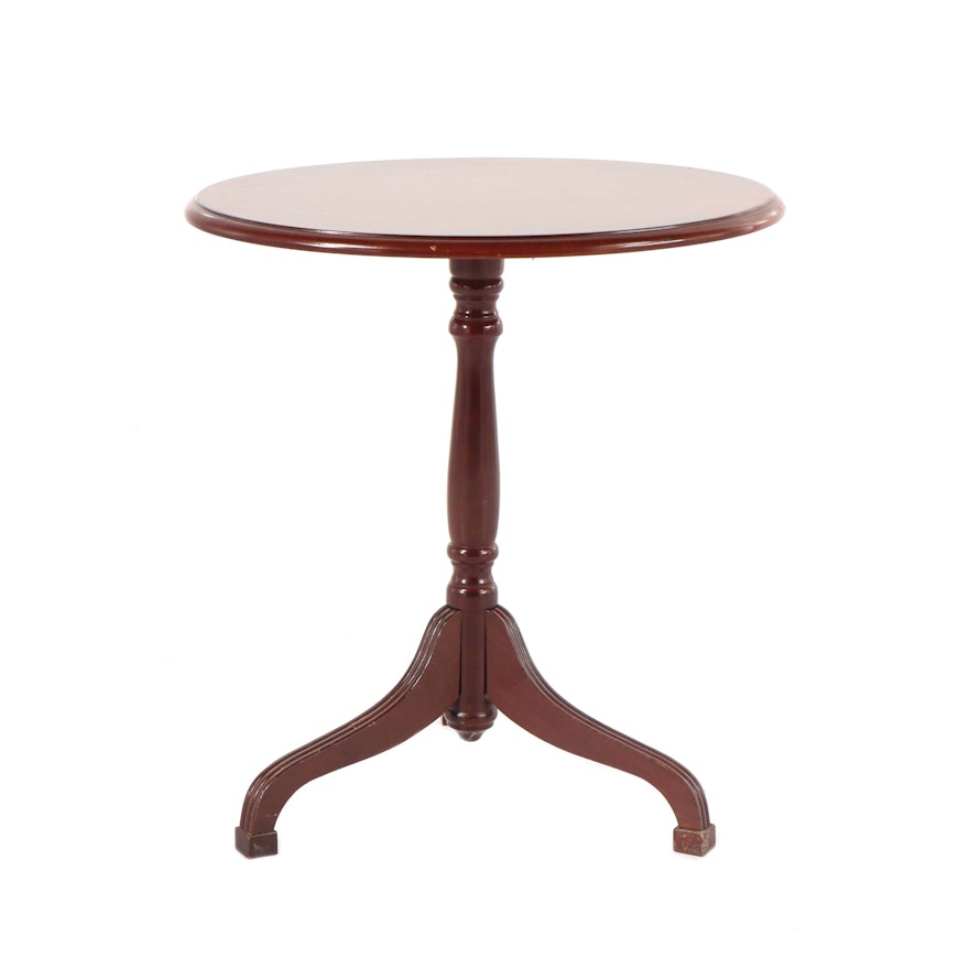 Federal Style Tilt Top Occasional Table, Late 20th Century