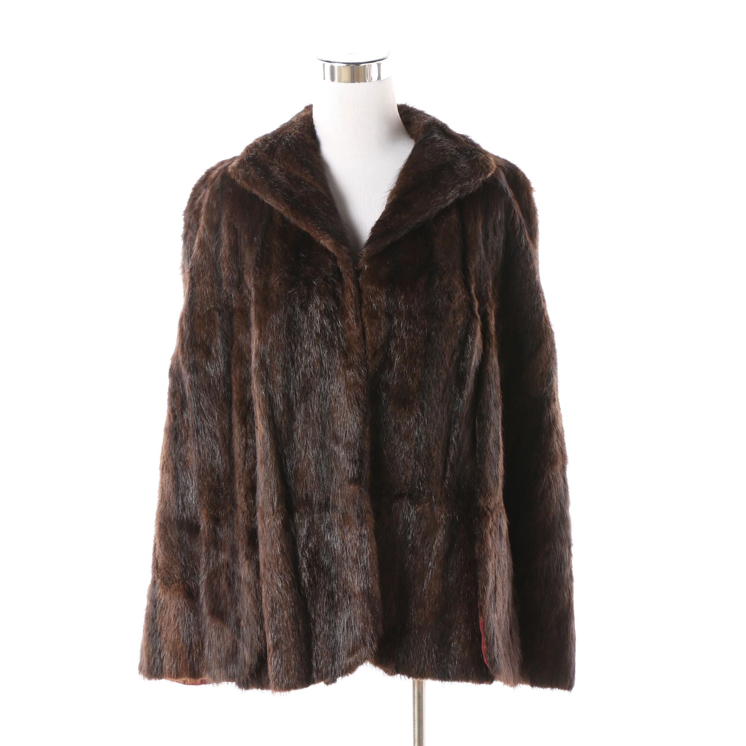 Women's Vintage The Hecht Co. Dyed Muskrat Fur Cape
