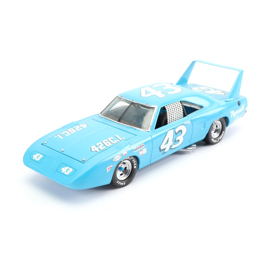 Richard Petty's 1970 Plymouth Superbird Die-Cast NASCAR Stock Car