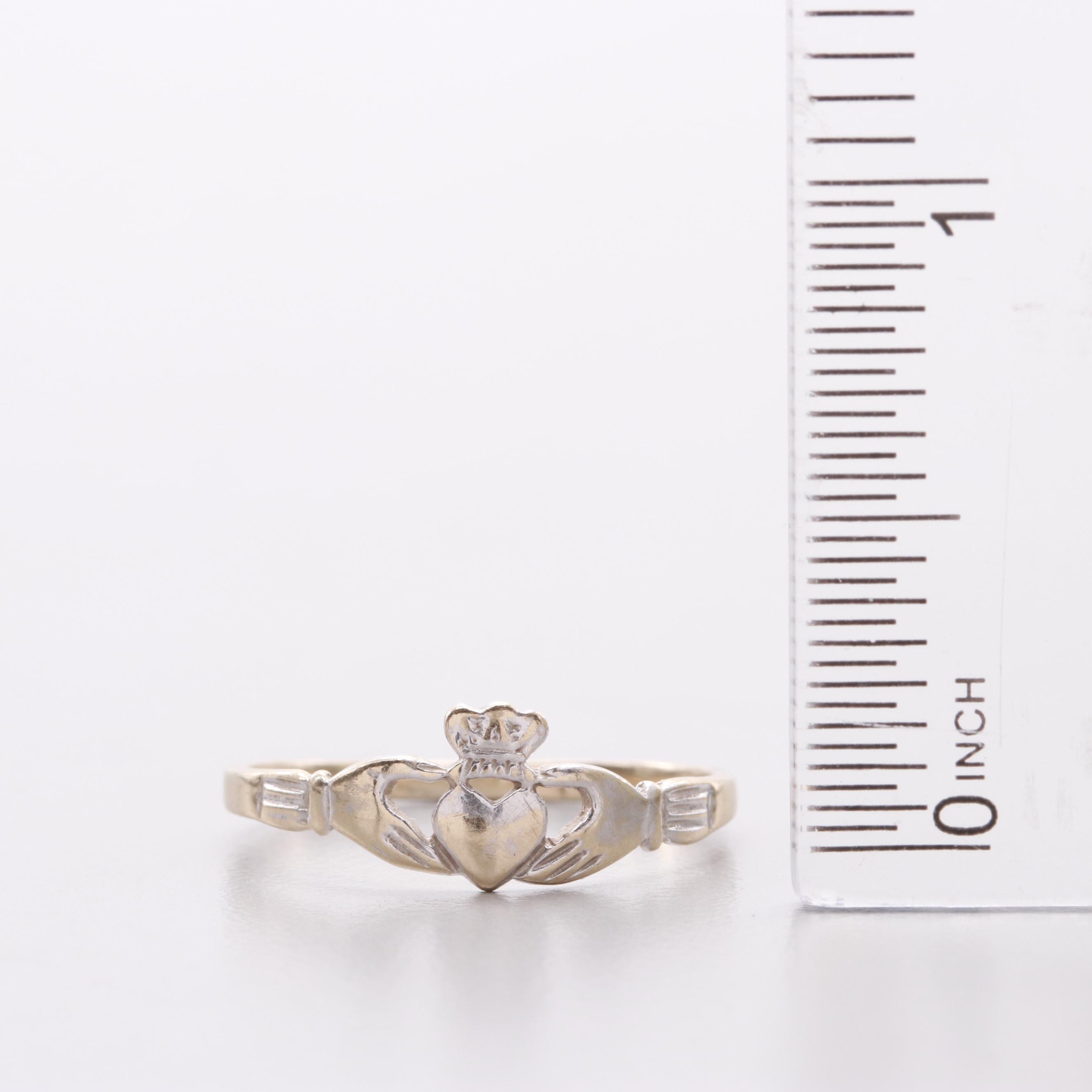 14K White Gold Claddagh Ring