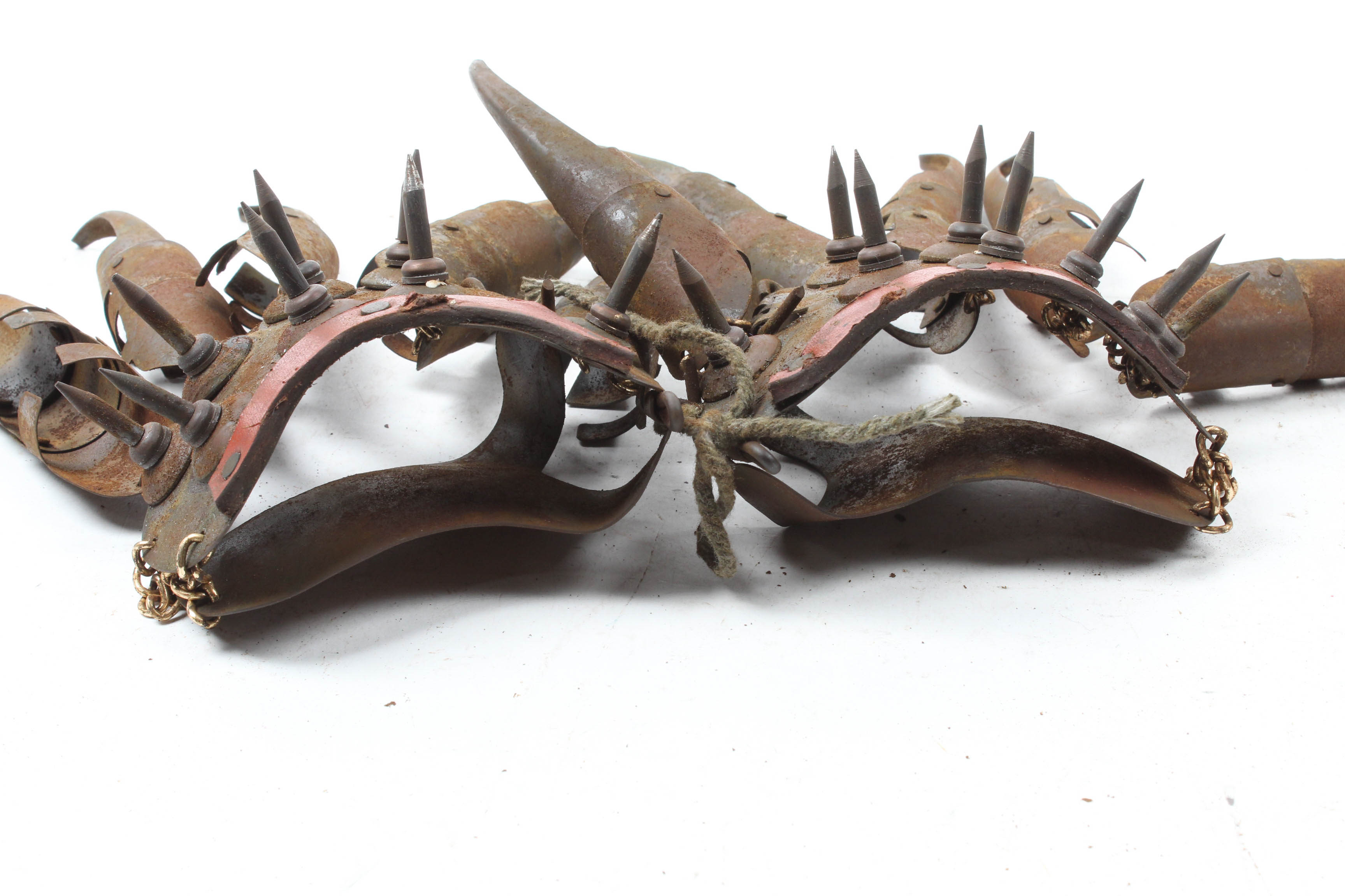 Antique Cantonese Tiger Claw Armored Gloves