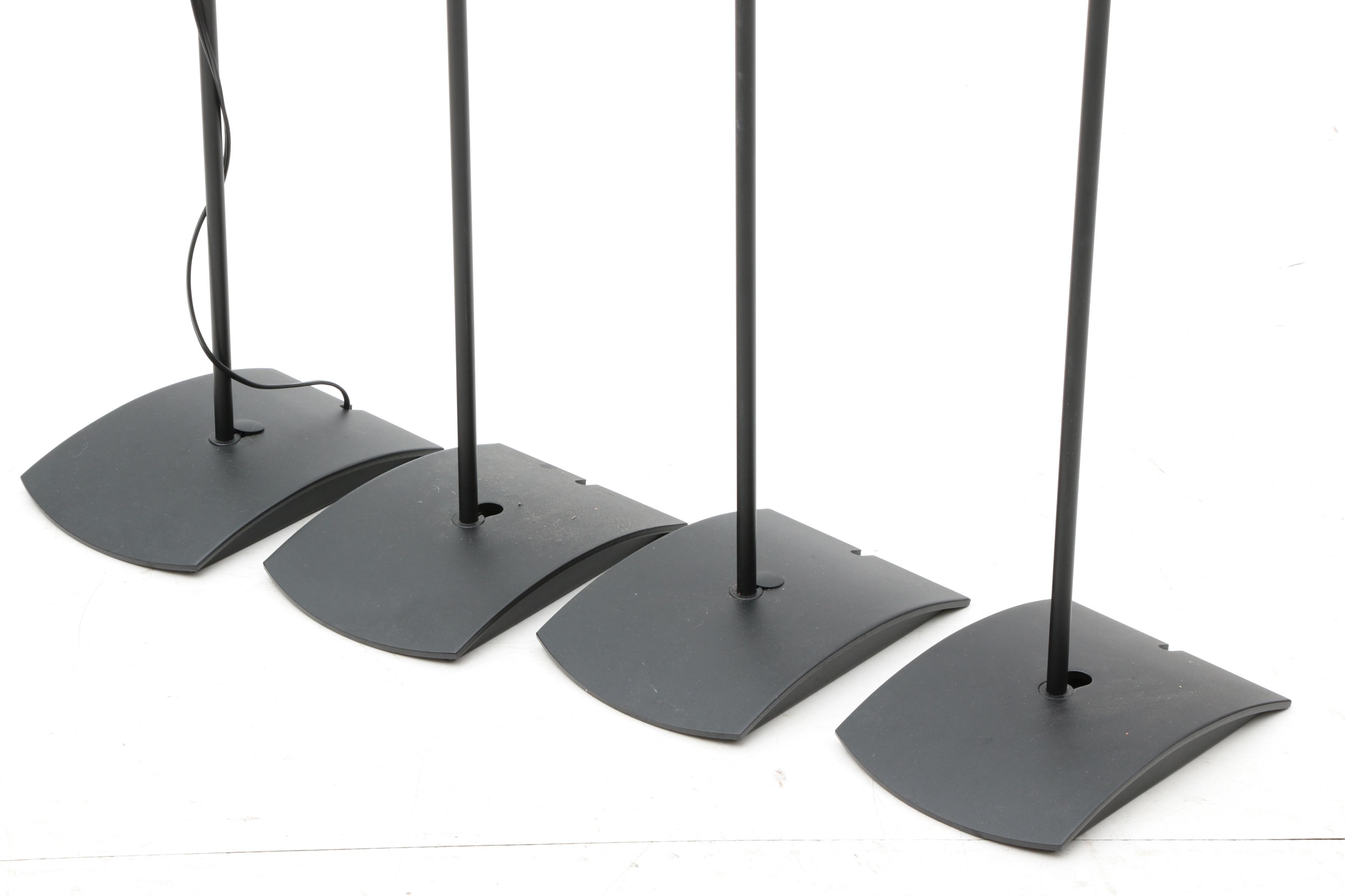 Bose Media Center AV18 DVD Player with Speakers and Remote