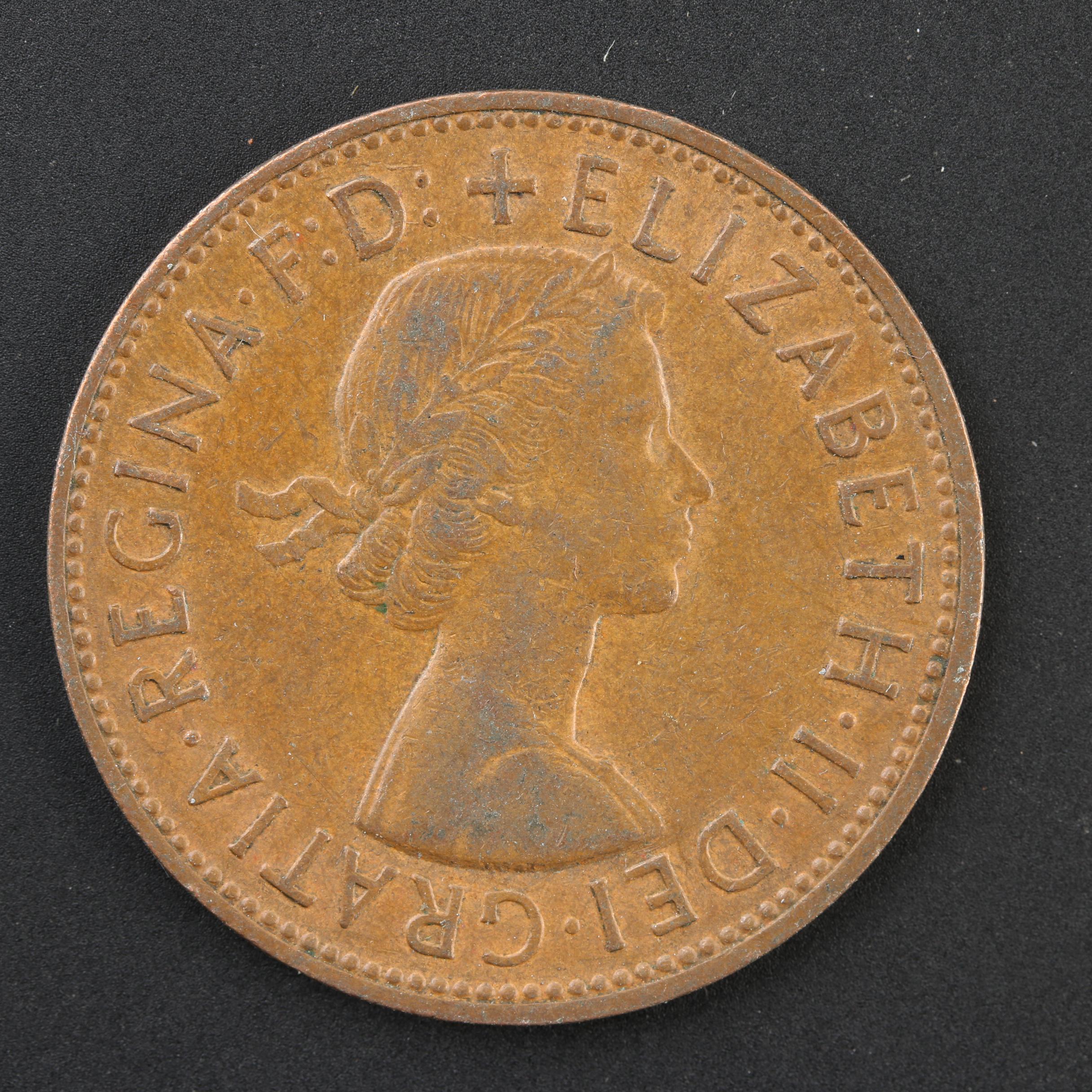 Group of 940 Foreign Coins