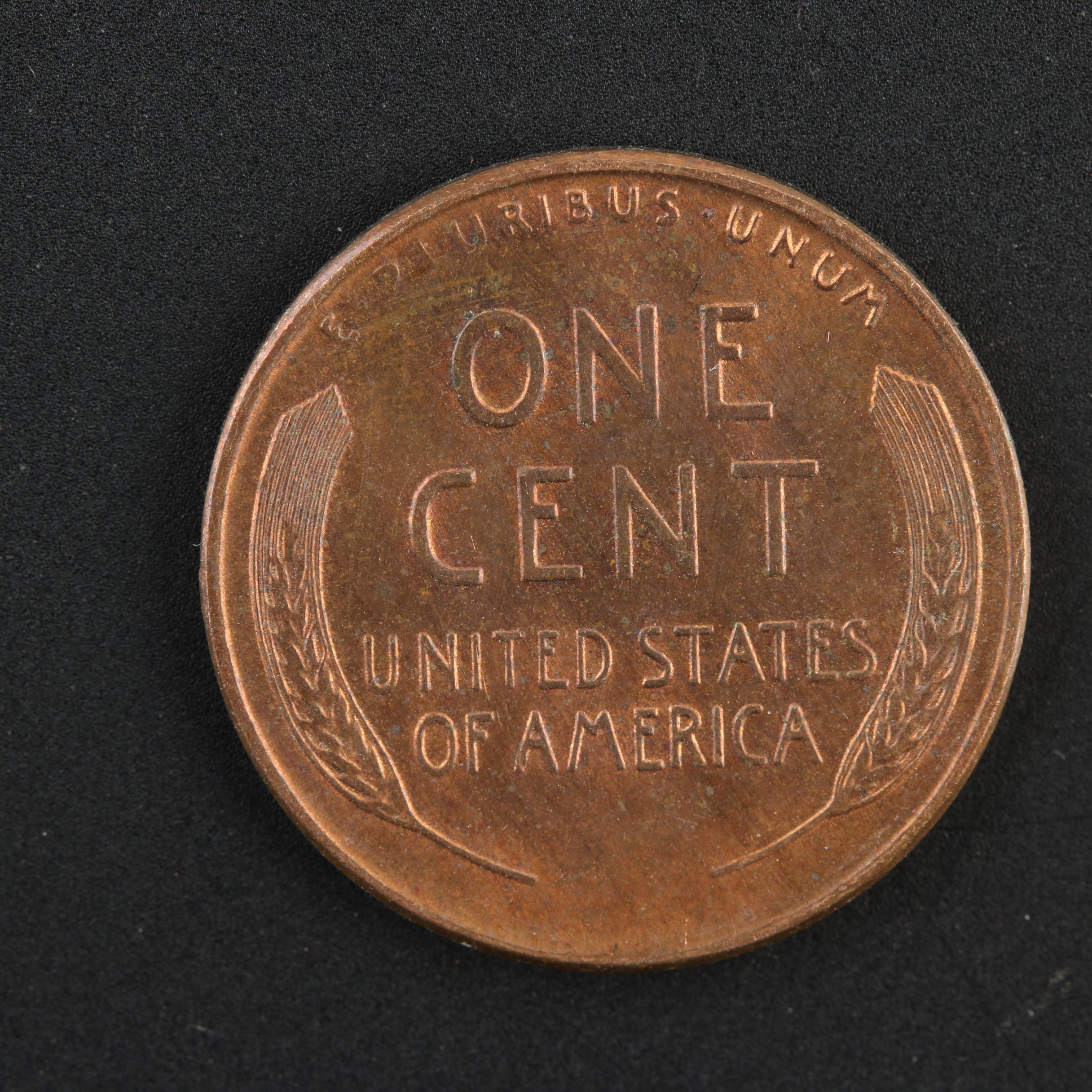 Approximately 1800 Lincoln Wheat Cents