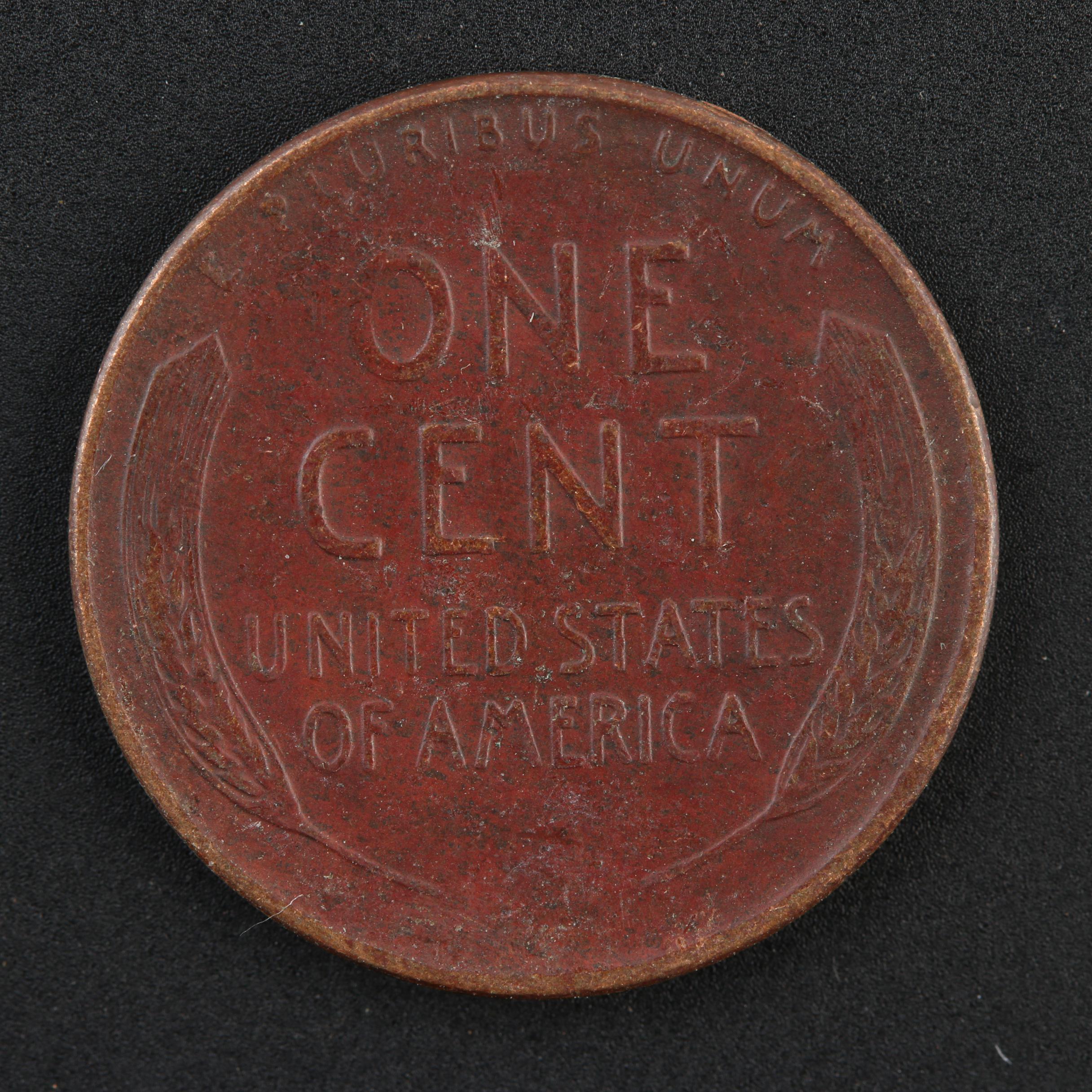 Approximately 1800 Lincoln Wheat Cents