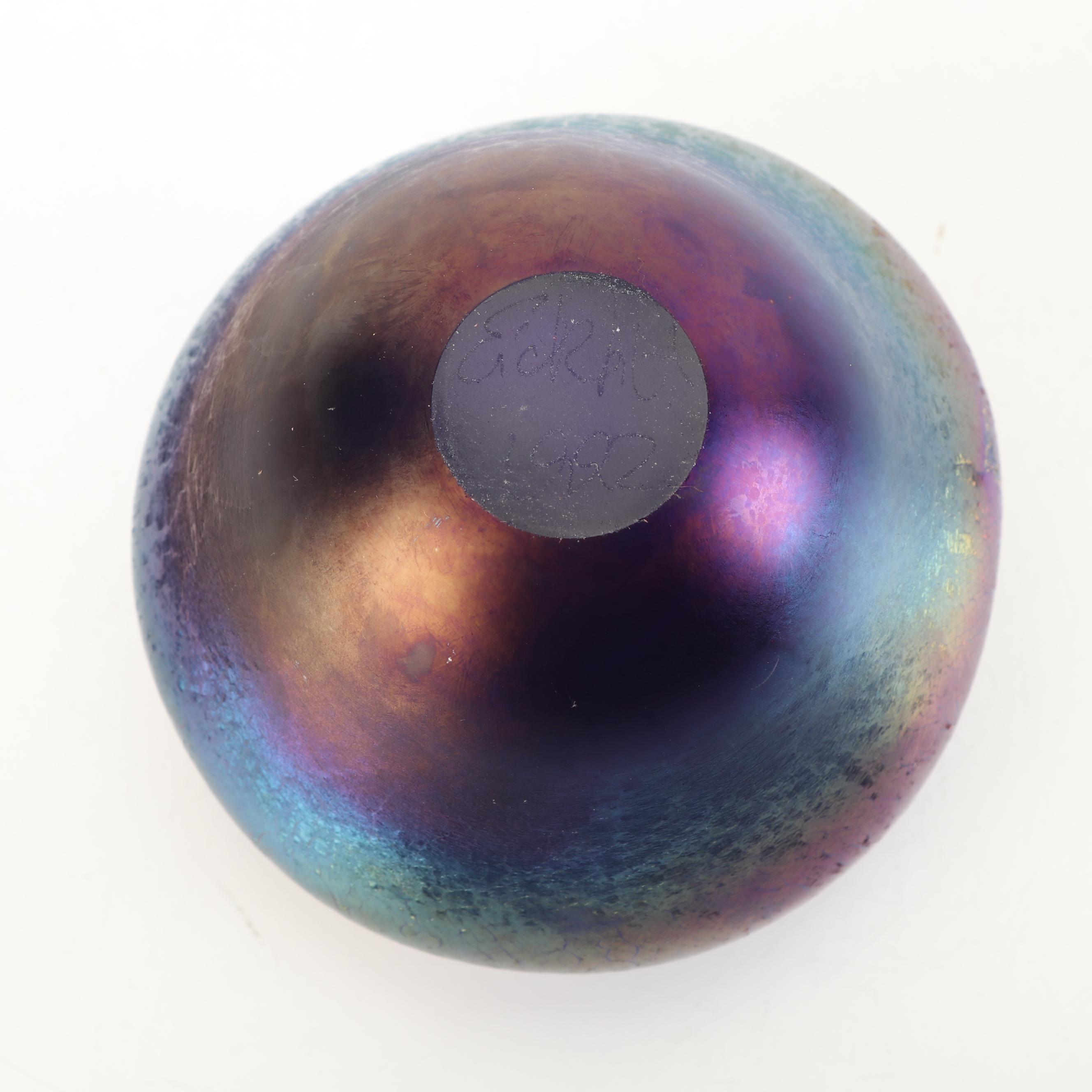 Robert Eickholt Iridescent Art Glass Vase
