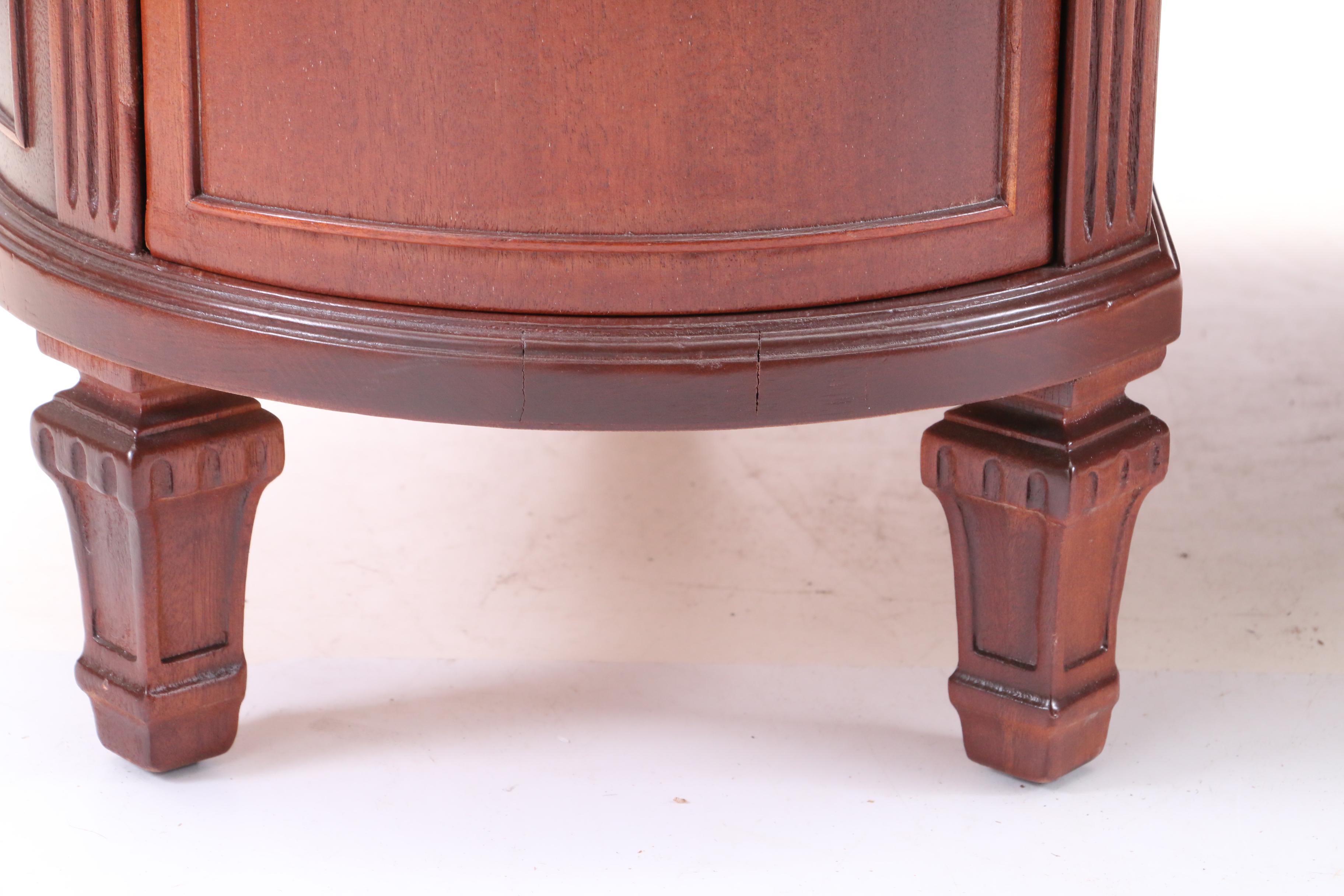 Federal Style Kidney Shape Knee Hole Desk