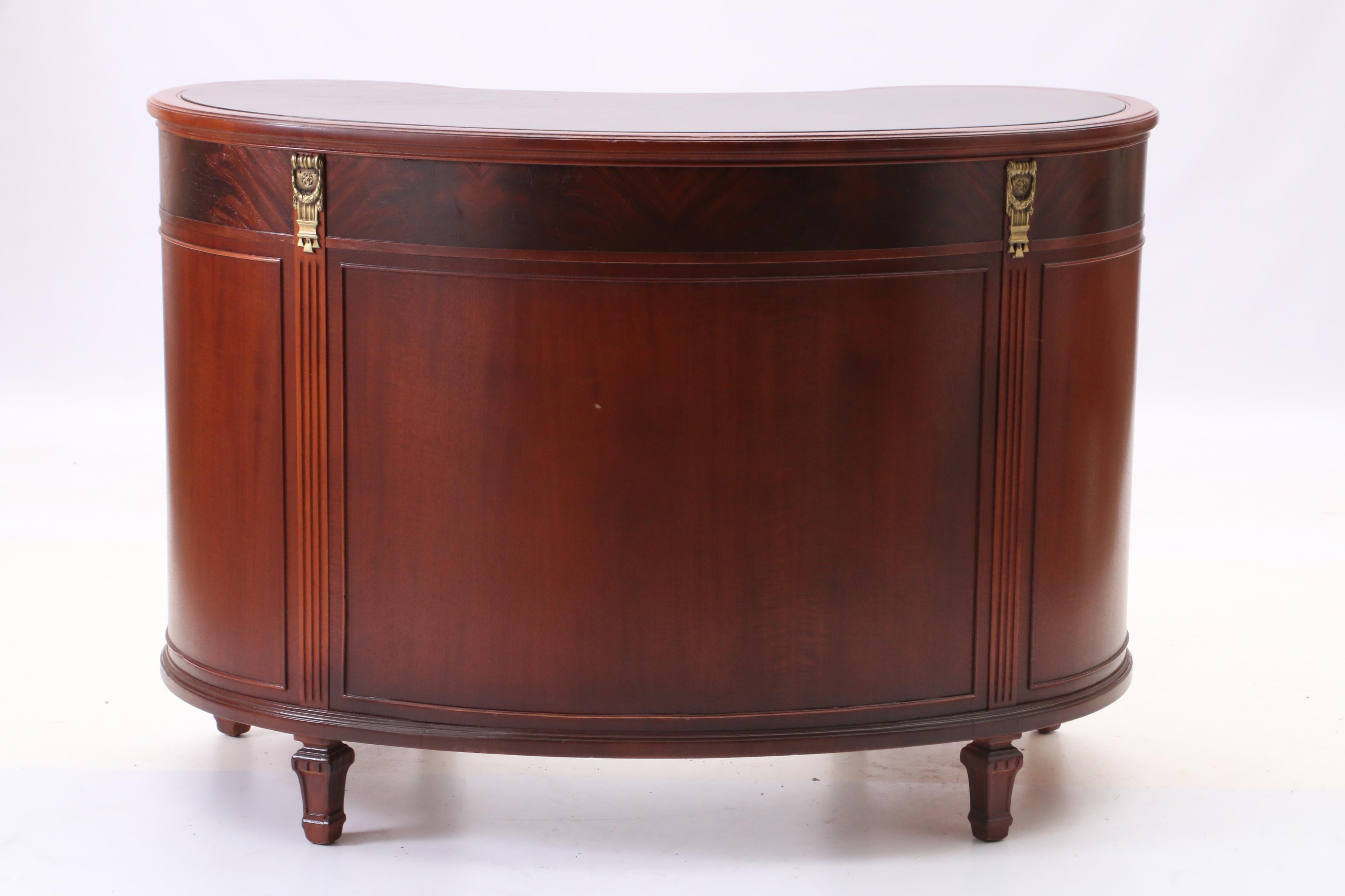 Federal Style Kidney Shape Knee Hole Desk