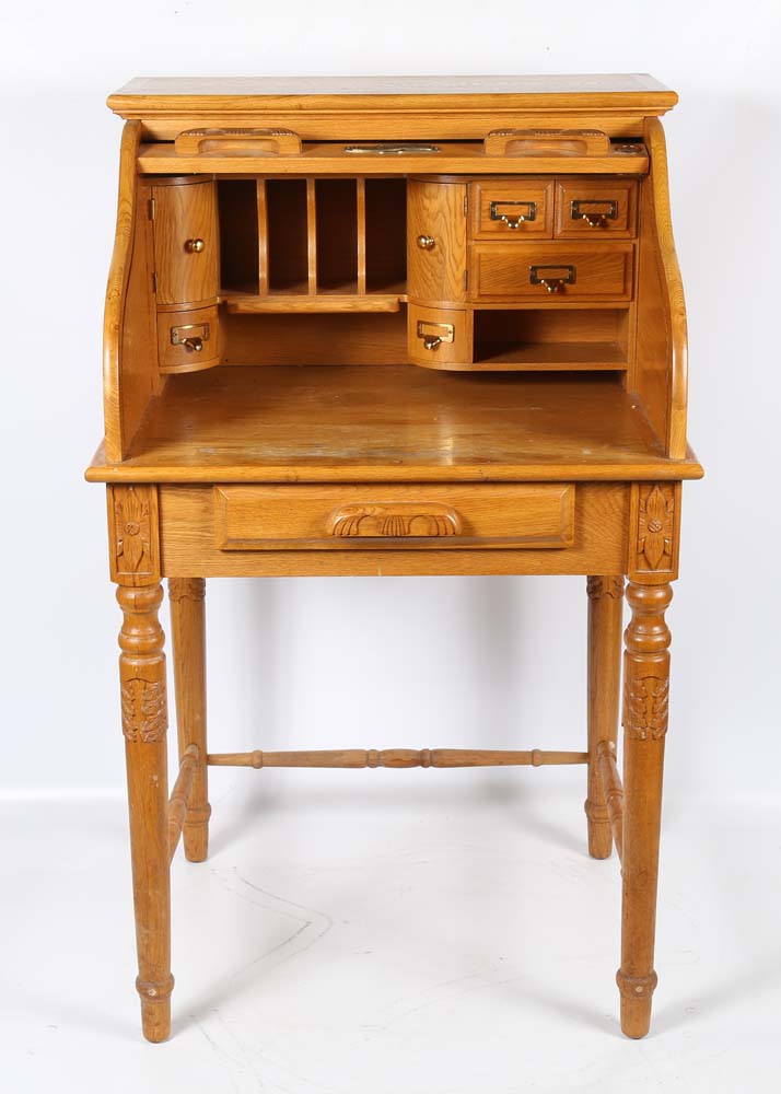 Oak Roll-Top Desk by American Lifestyles, 20th Century