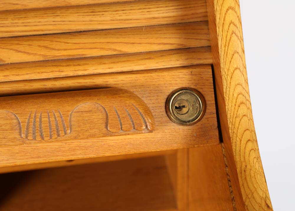 Oak Roll-Top Desk by American Lifestyles, 20th Century