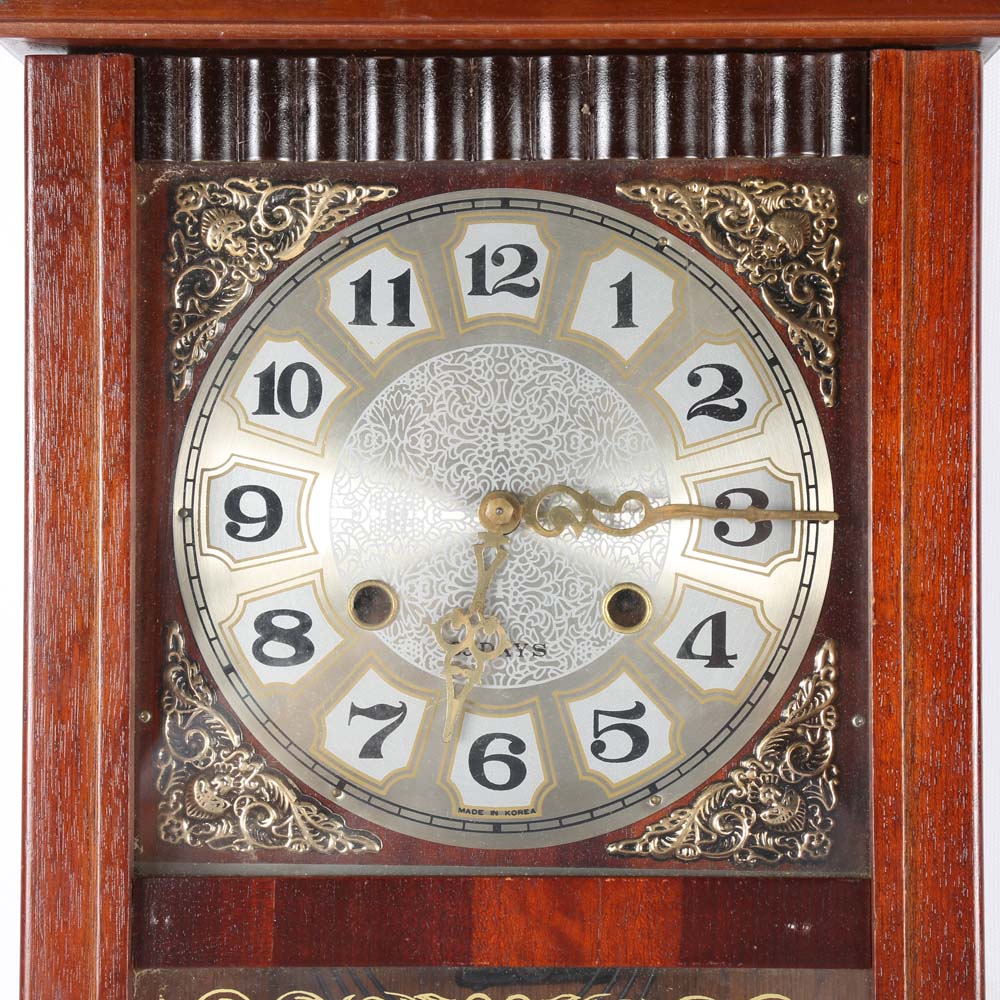 Contemporary Regulator Wall Clock