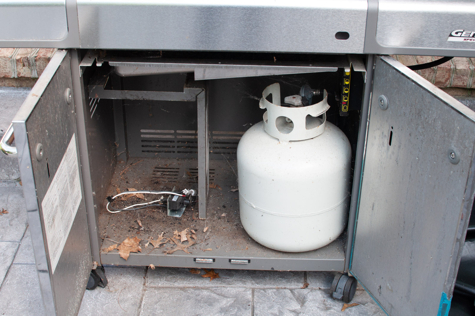 Weber "Genesis Special Edition" Outdoor Grill