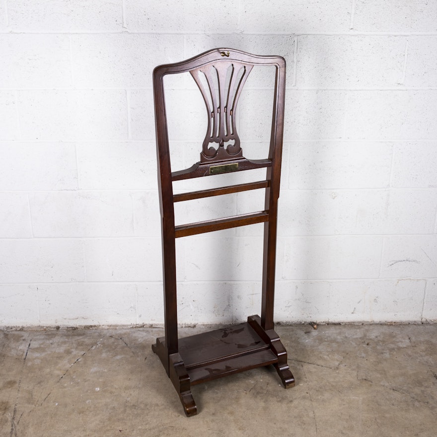 Chippendale Style Mahogany Valet Stand, 20th Century