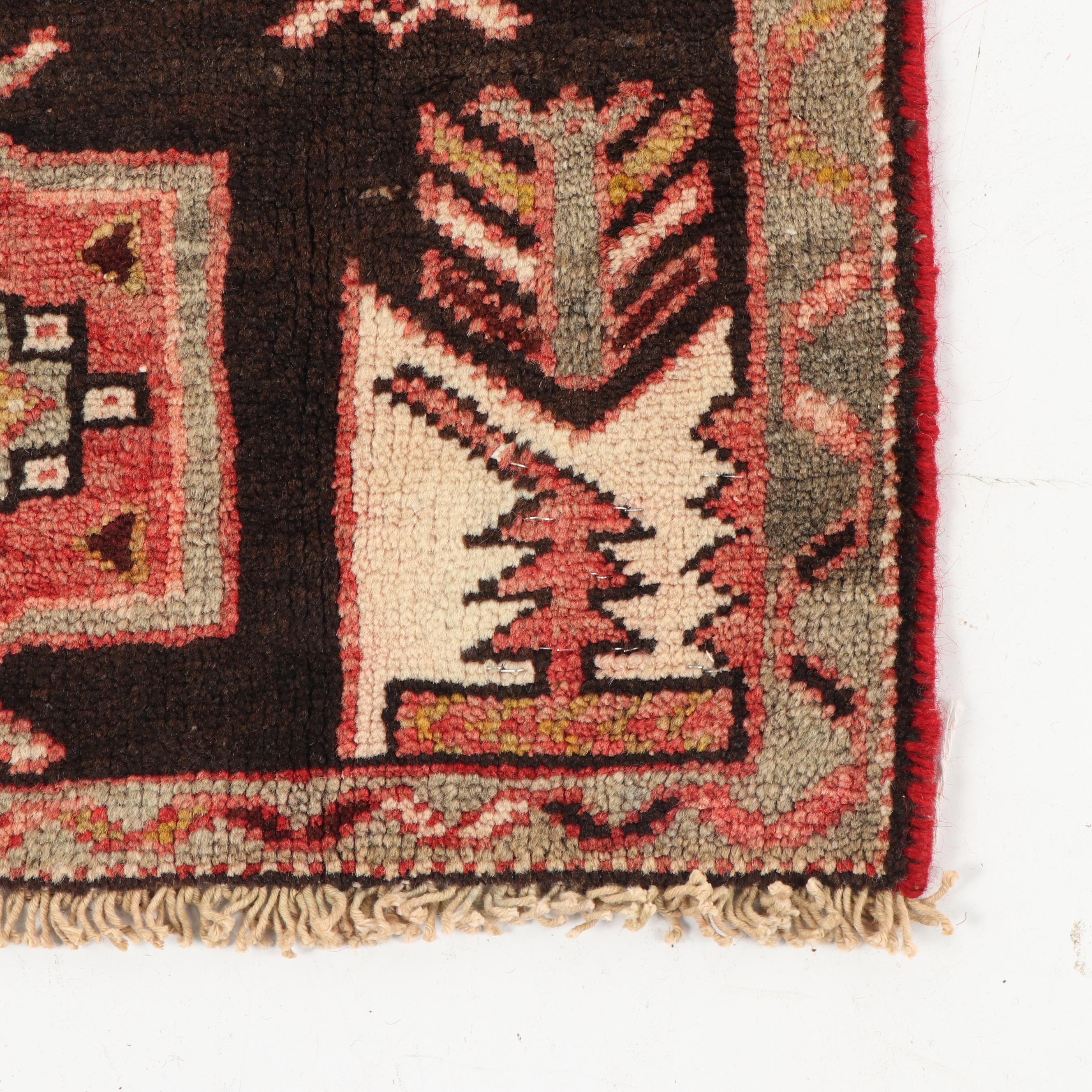 Hand-Knotted Persian Zanjan Wool Rug