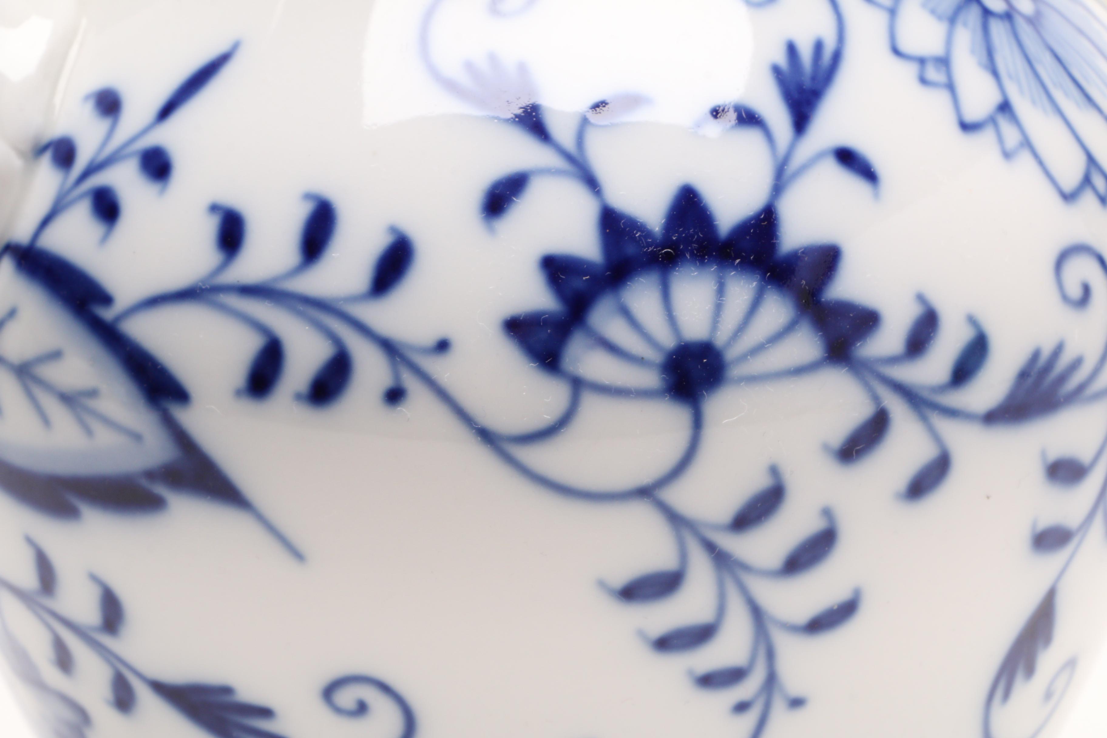 Meissen "Blue Onion" Porcelain Coffee Pot