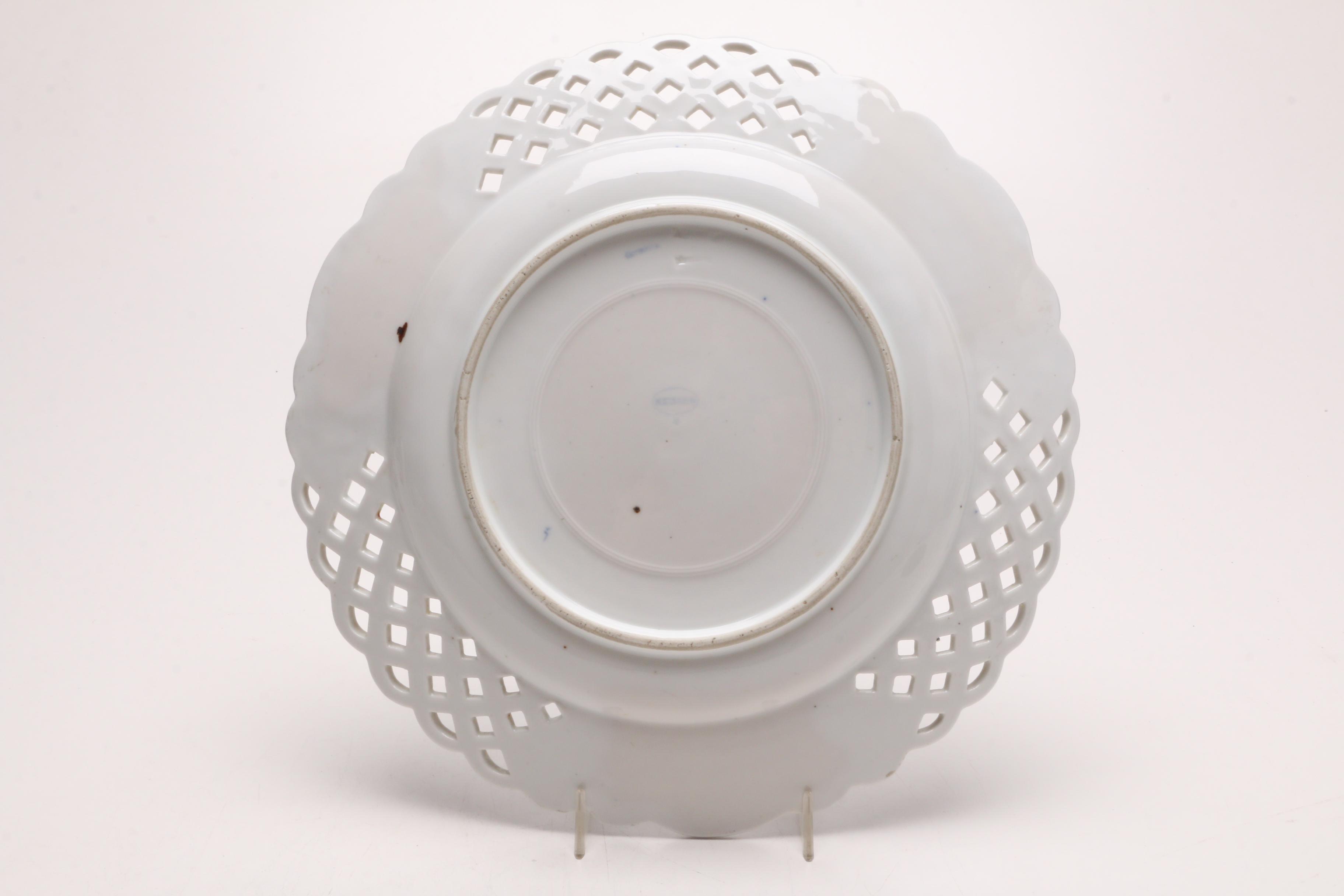 Carl Theichert Meissen Stove "Blue Onion" Porcelain Plate, Circa 1882-1929