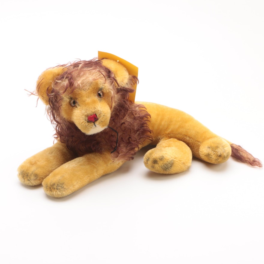 Vintage Stuffed Lion Toy with Articulated Head