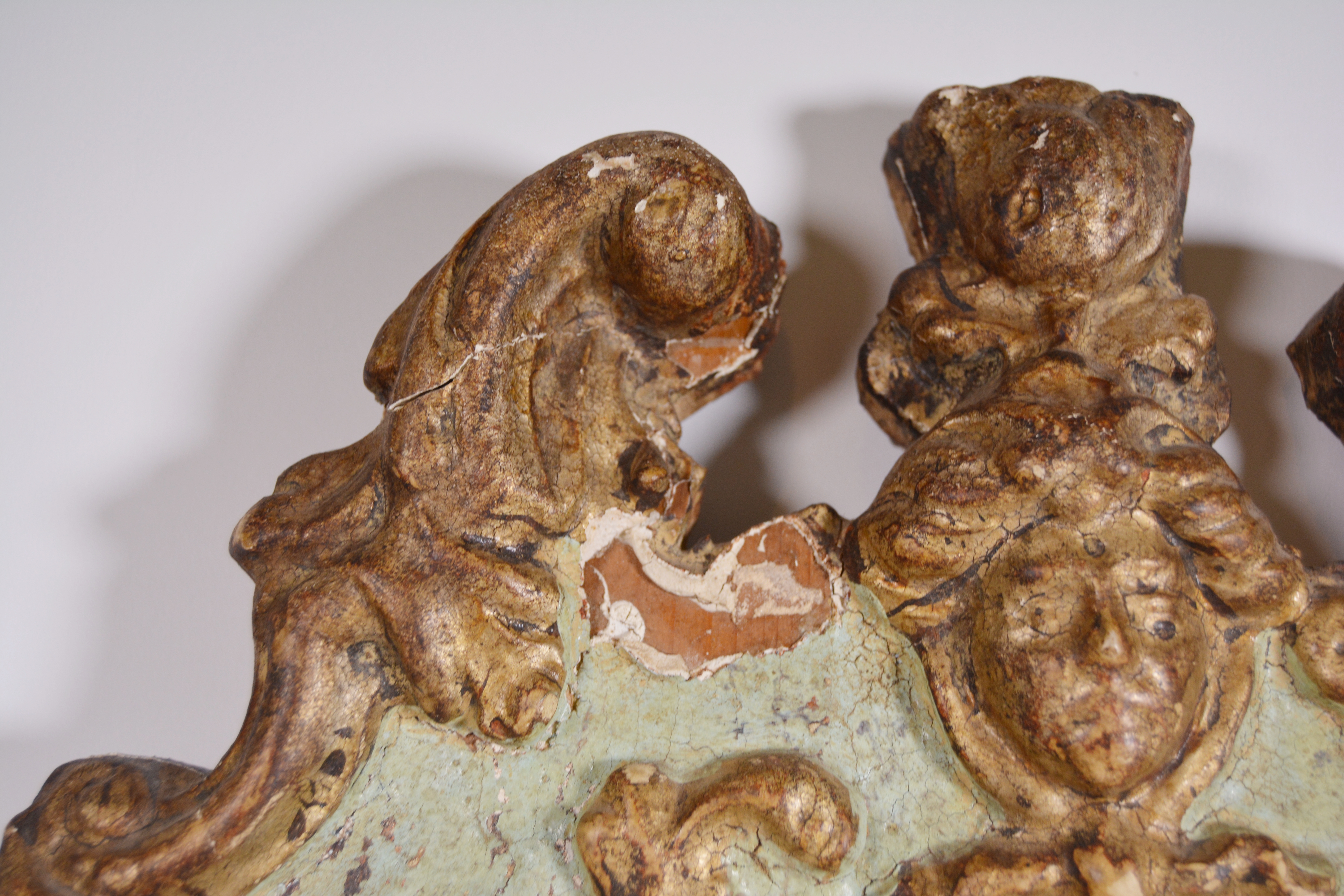 Italianate Gilt Gesso and Wood Wall Mirror