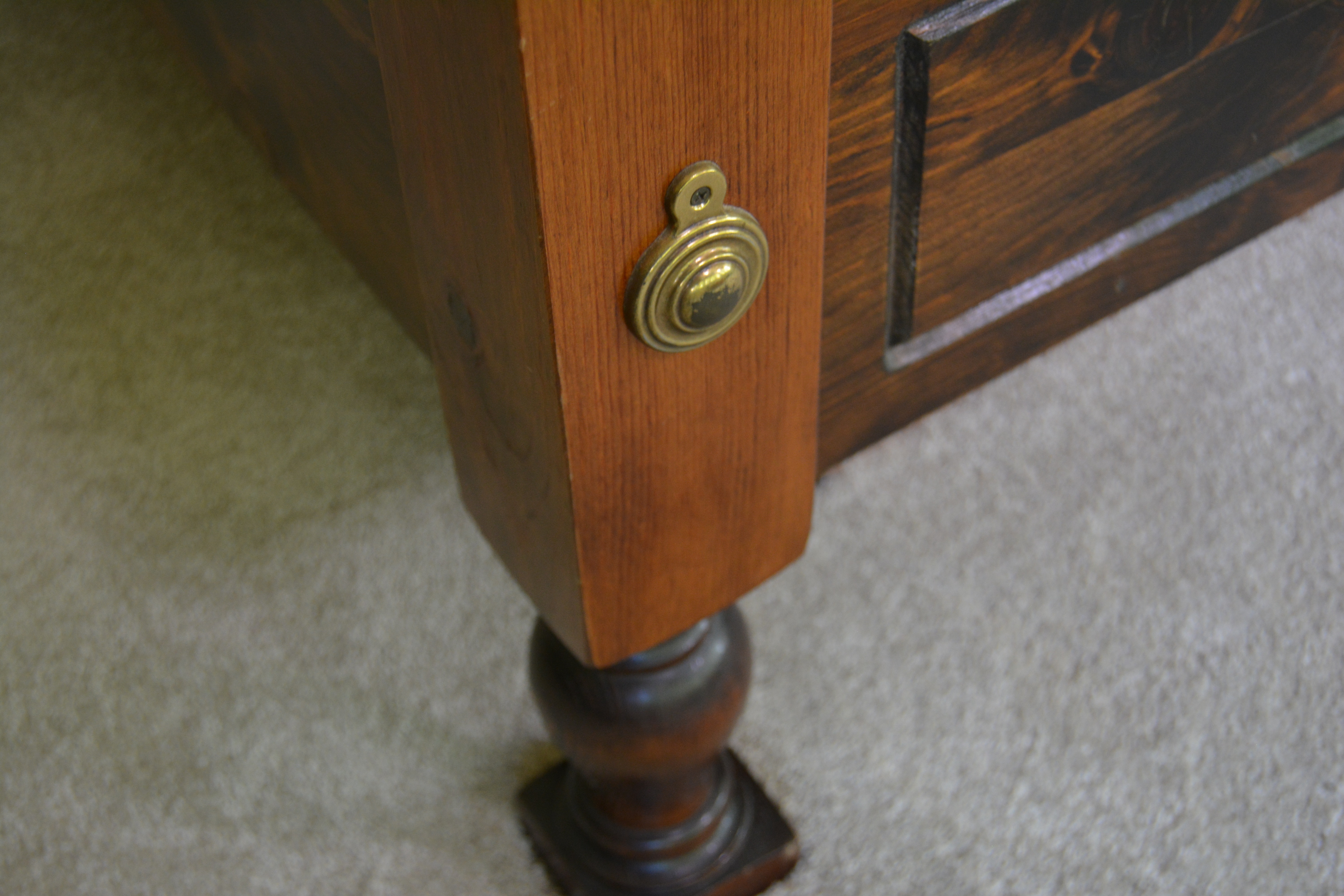 Federal Style Pine King Poster Bed Frame, Mid to Late 20th Century