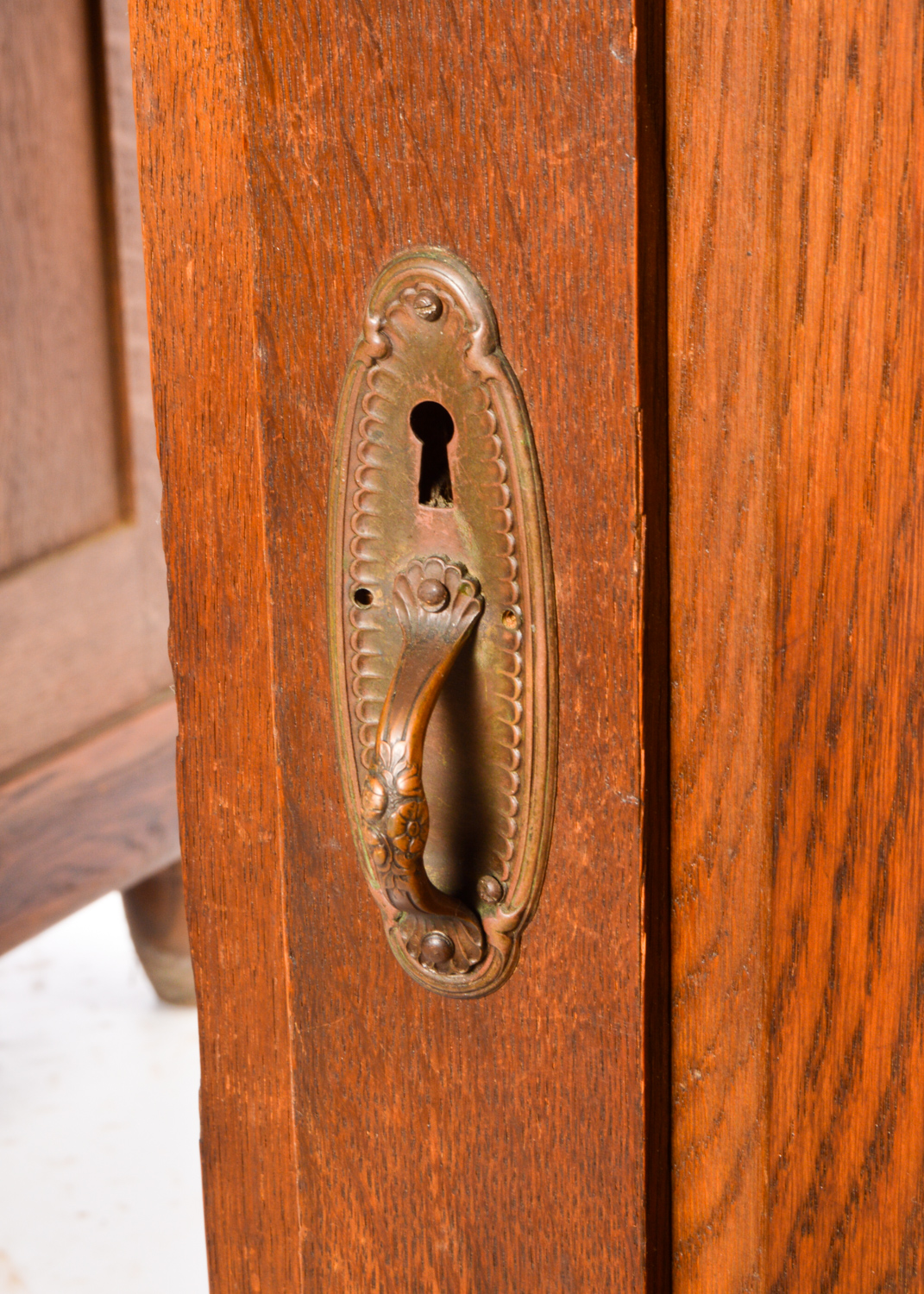 Arts and Crafts Style Oak Double Pedestal Desk, 20th Century