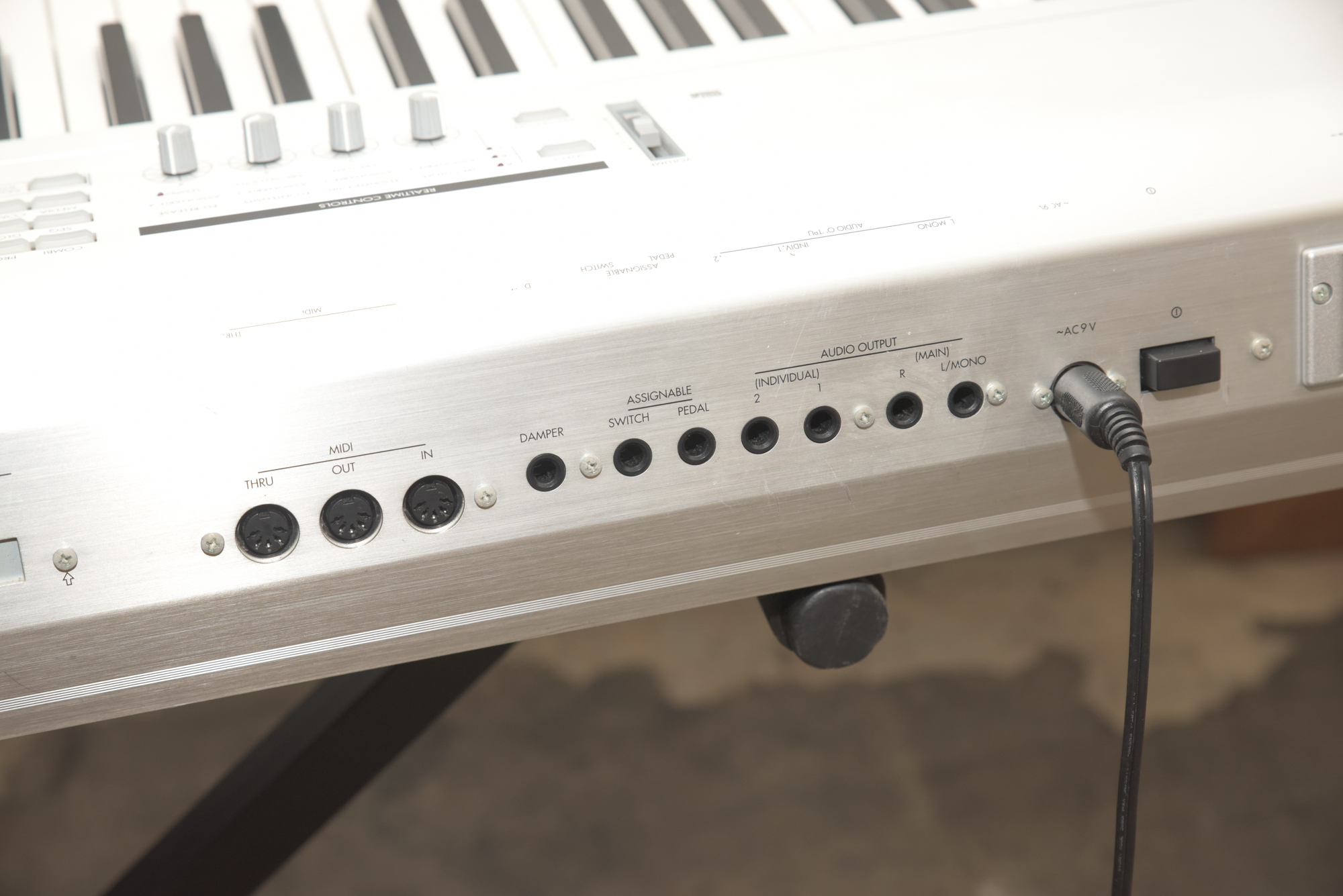 Korg Triton Le 88 Keyboard with Stand and Travel Case