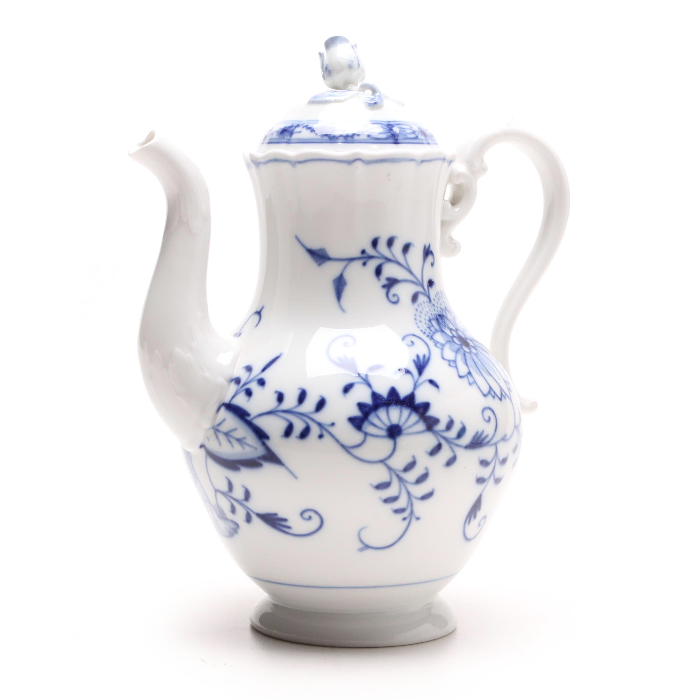 Meissen "Blue Onion" Porcelain Coffee Pot