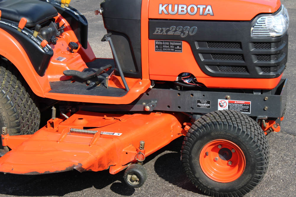 Kubota BX2230 Riding Tractor with 60" Mowing Deck