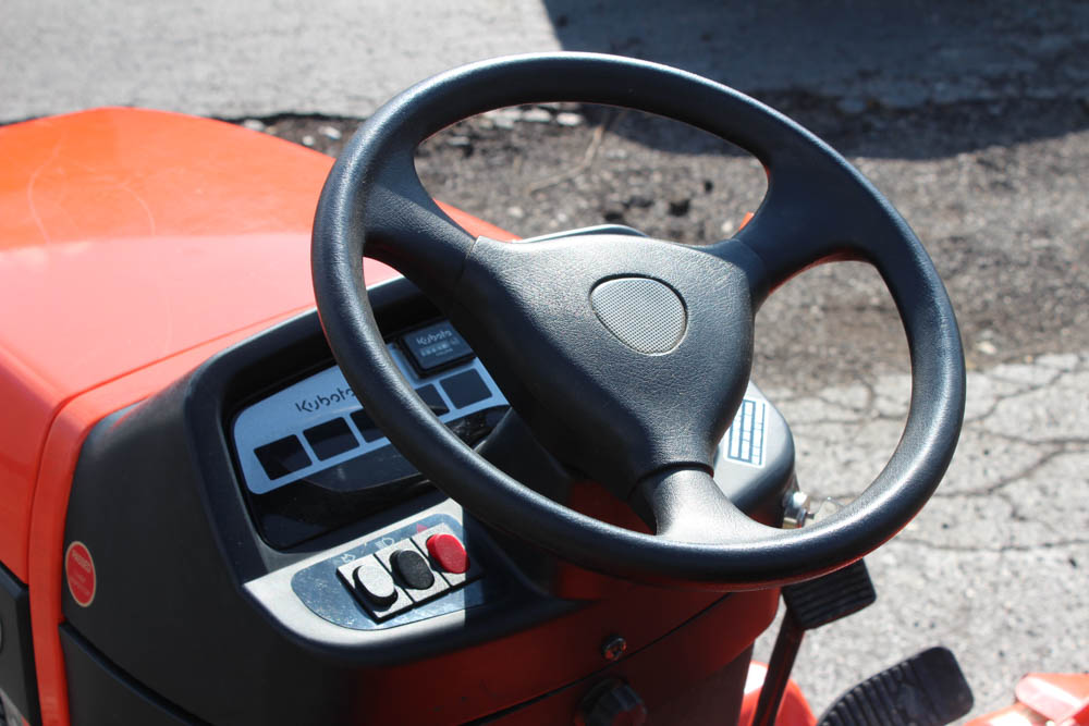 Kubota BX2230 Riding Tractor with 60" Mowing Deck