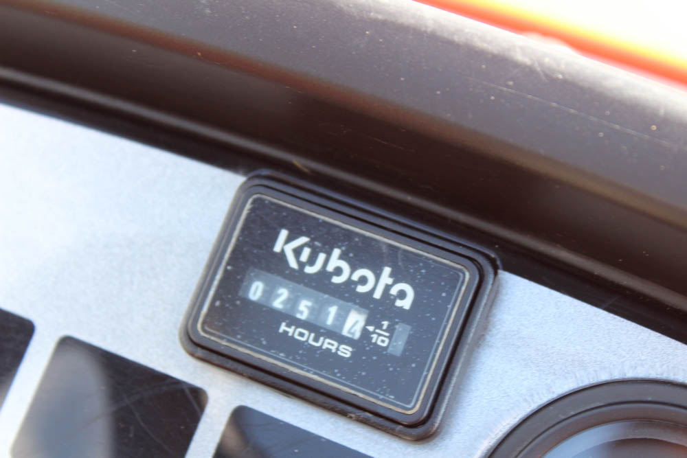 Kubota BX2230 Riding Tractor with 60" Mowing Deck