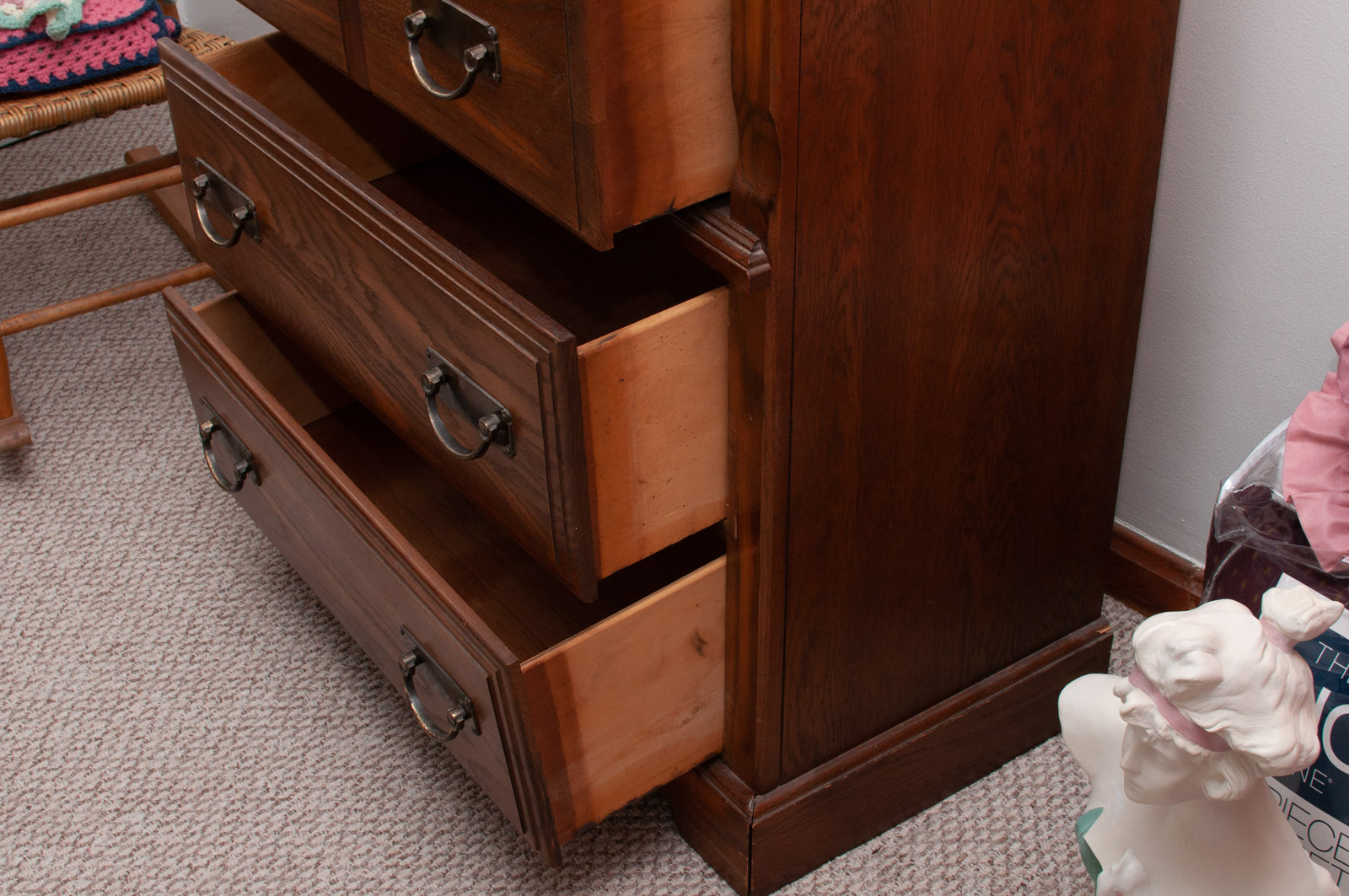 Contemporary Oak Veneer and Laminate Chest of Drawers
