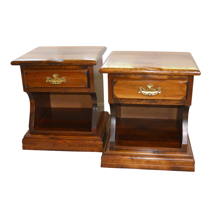 Pair of Federal Style Pine End Tables, Mid to Late 20th Century