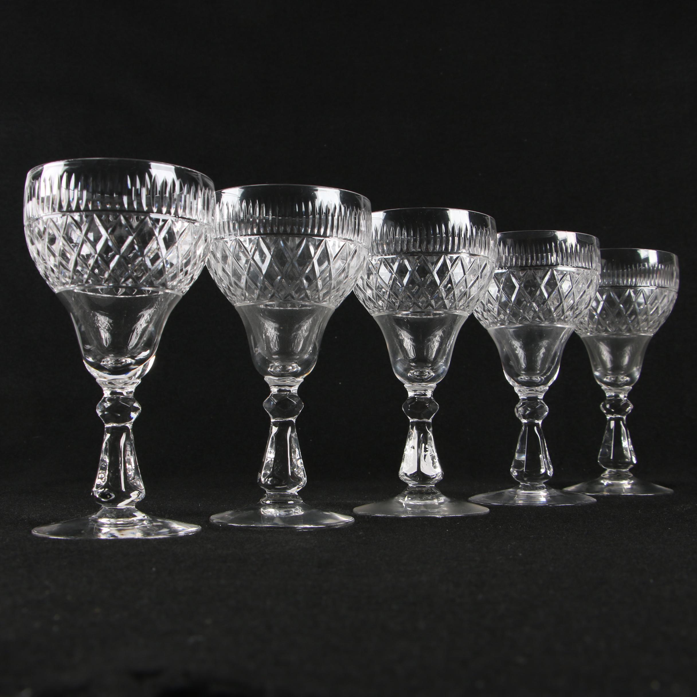 Bryce Crystal Stemware with Diamond Pattern