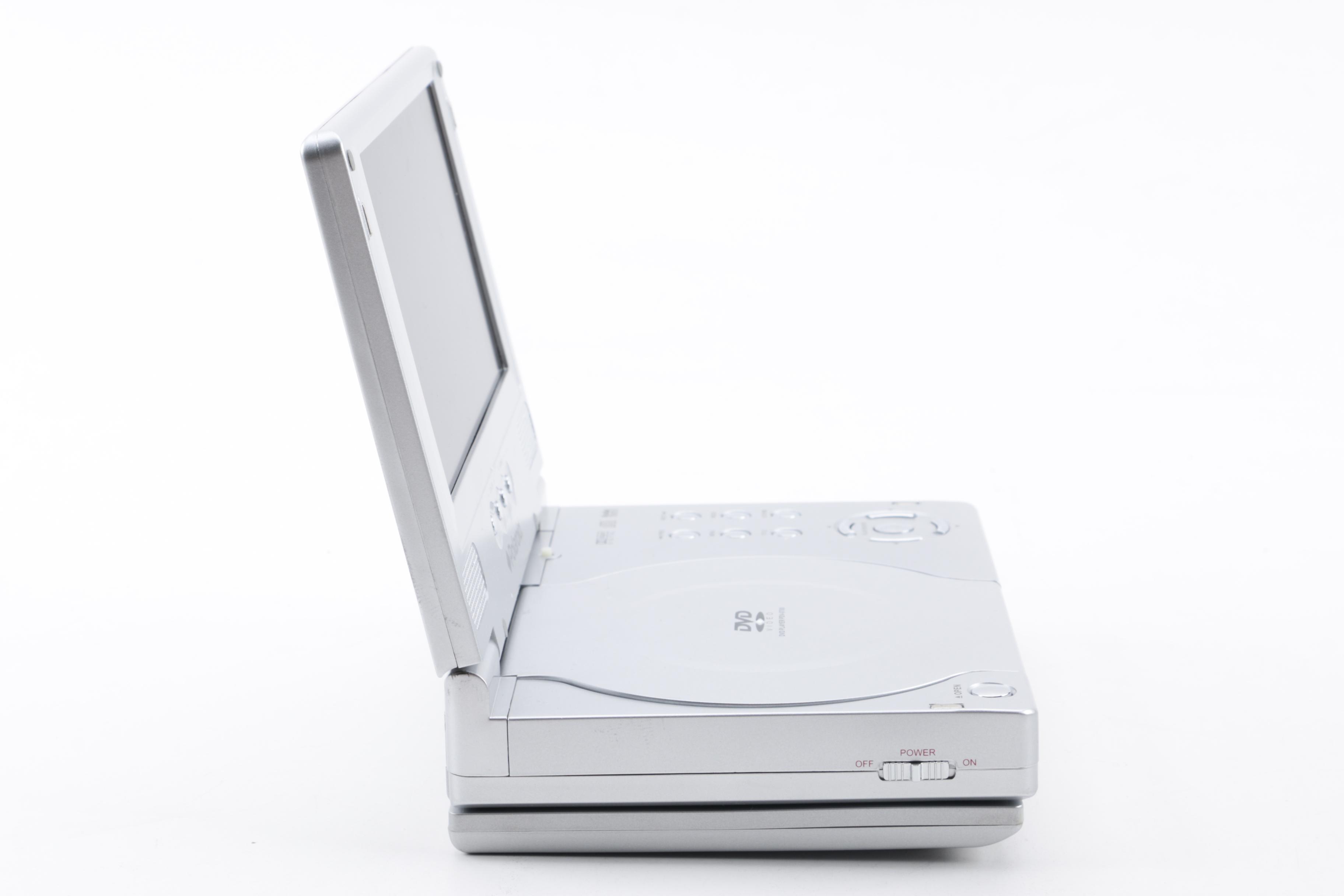 Polaroid PDV-0700 Portable DVD Player with Case and Accessories