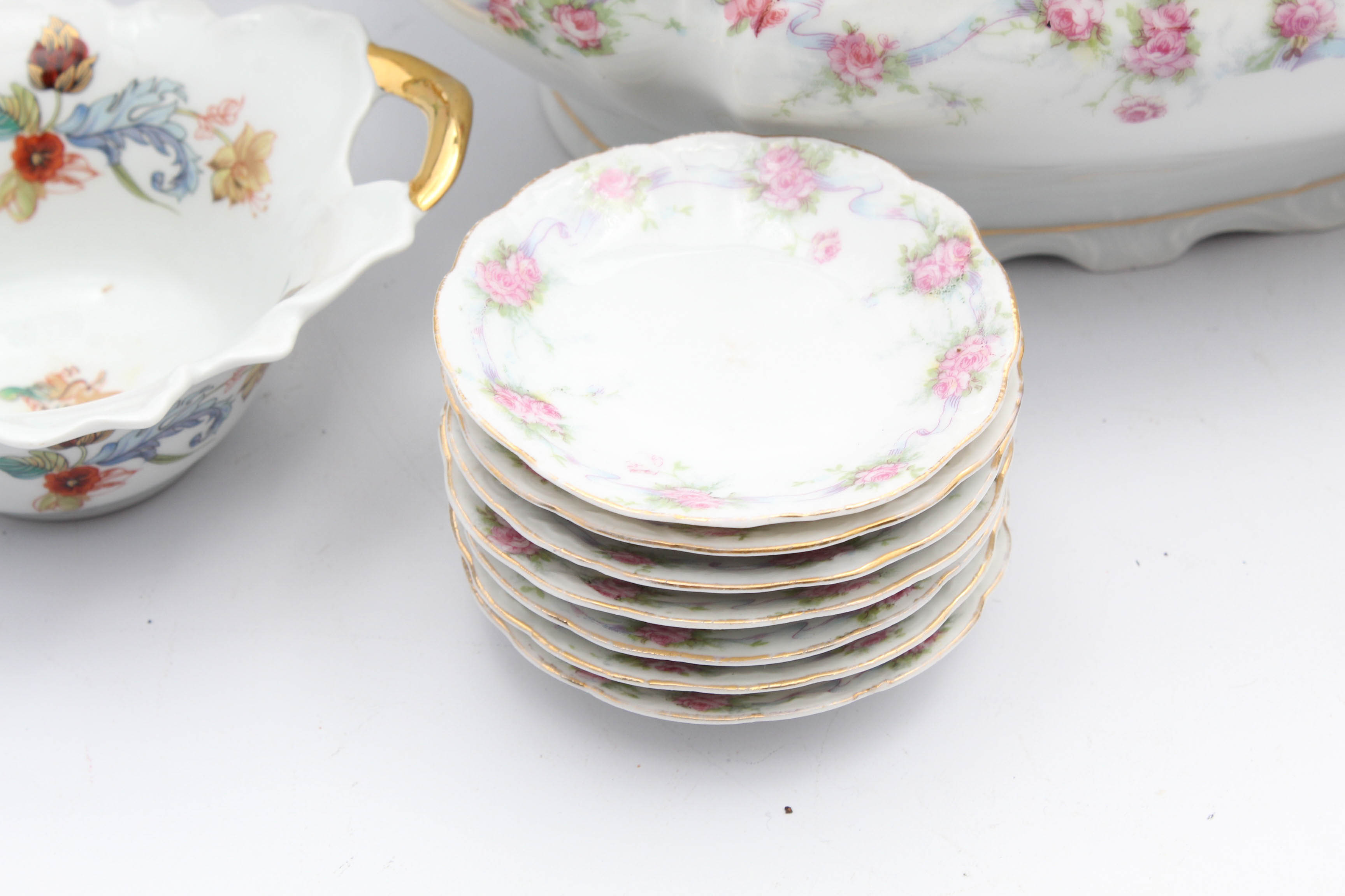 Haviland Limoges, Royal Worcester and Assorted Porcelain Tableware