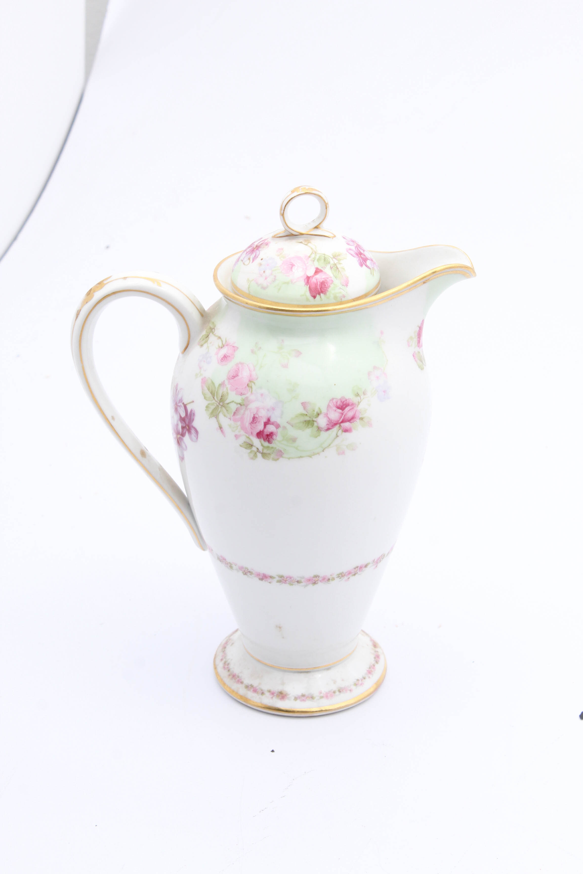 Haviland Limoges, Royal Worcester and Assorted Porcelain Tableware