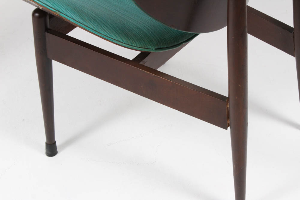 Seymour Weiner "Clam Shell" Chairs for Kodawood