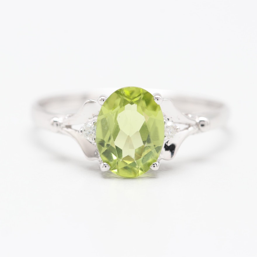 14K White Gold Peridot and Diamond Ring