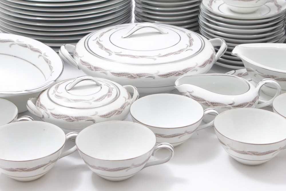 Noritake "Gaylord" Porcelain Dinner Service c. 1954-66