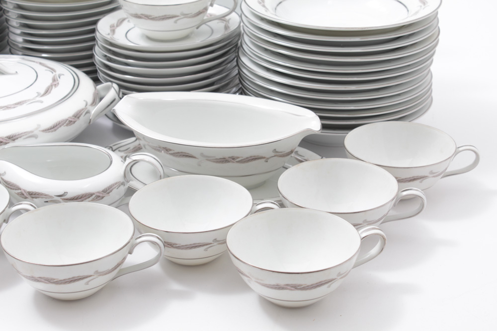 Noritake "Gaylord" Porcelain Dinner Service c. 1954-66